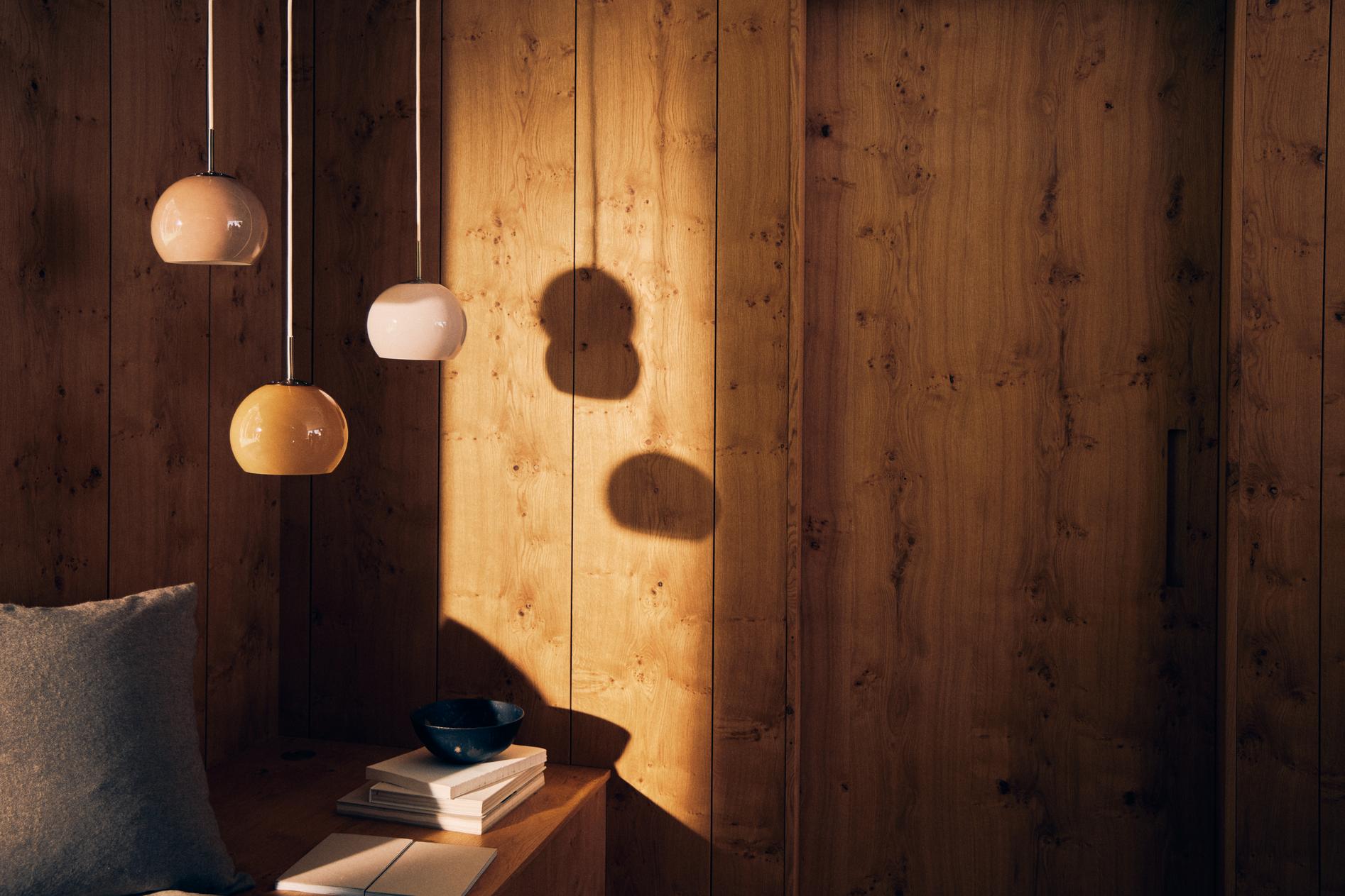 De tre cremede Frandsen Ball Glass Ø18-varianter