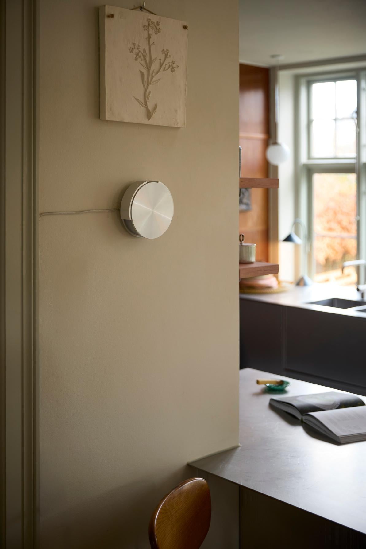 Frandsens Rotate Wall Ø15 Børstet Aluminium