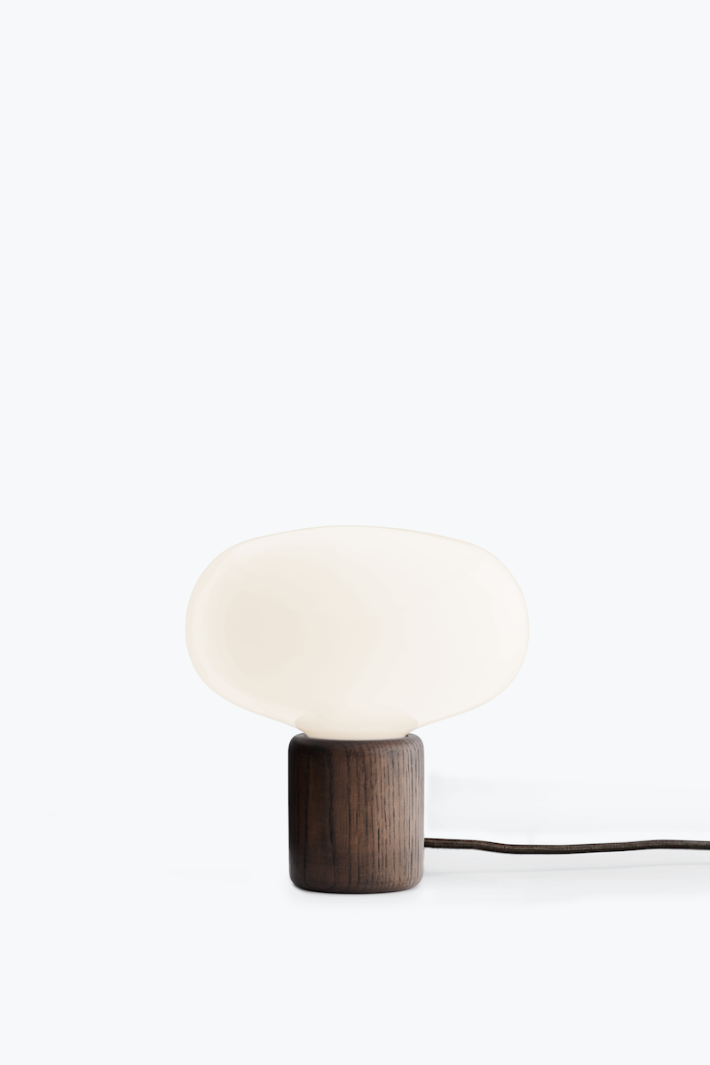 Karl-Johan bordlampe E14 Smoked Oak m hvidt opalglas