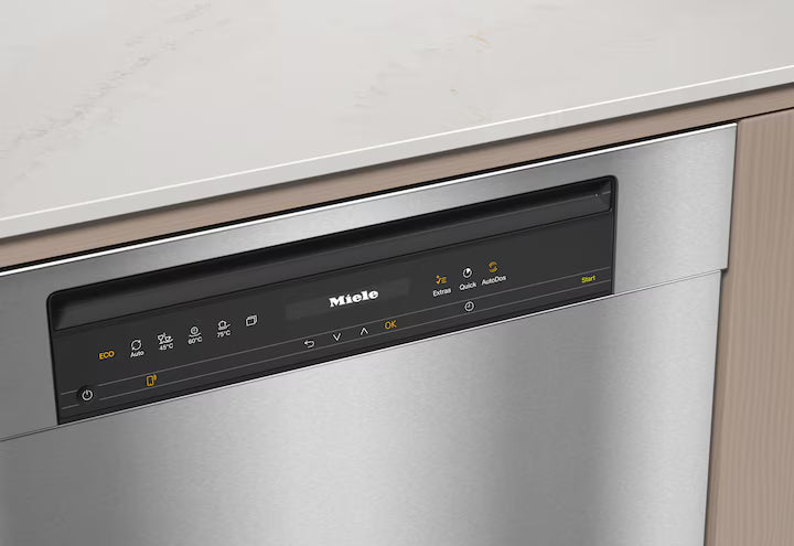 Kontrolpanelet på Miele G 7605 SCU XXL CLST