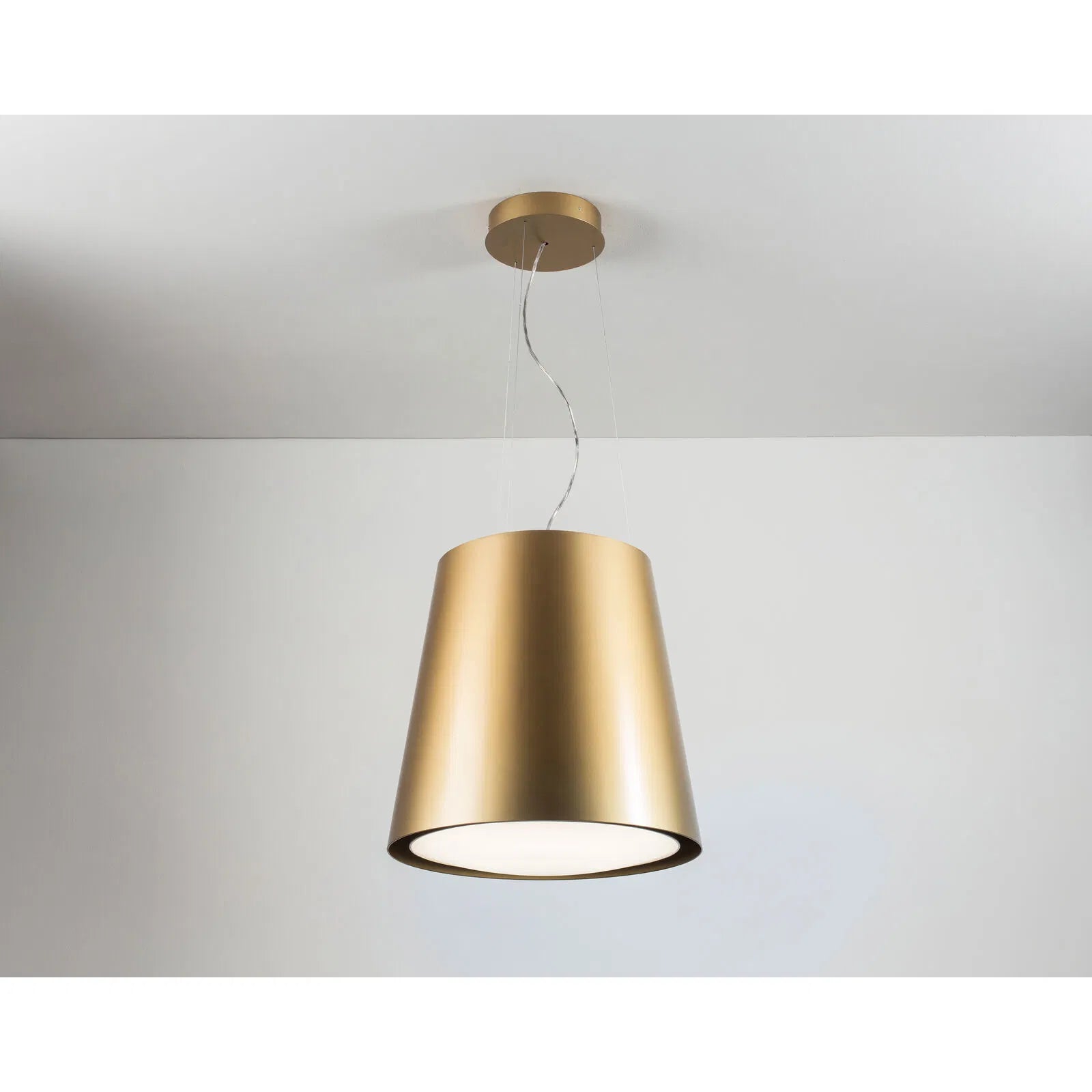 Witt Architect Free Brass-3 Frithængende Emhætte