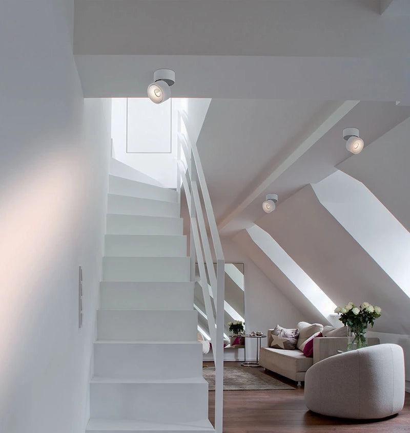 Lys dejlig opholdsstue med tre hvide Antidark Easy W100