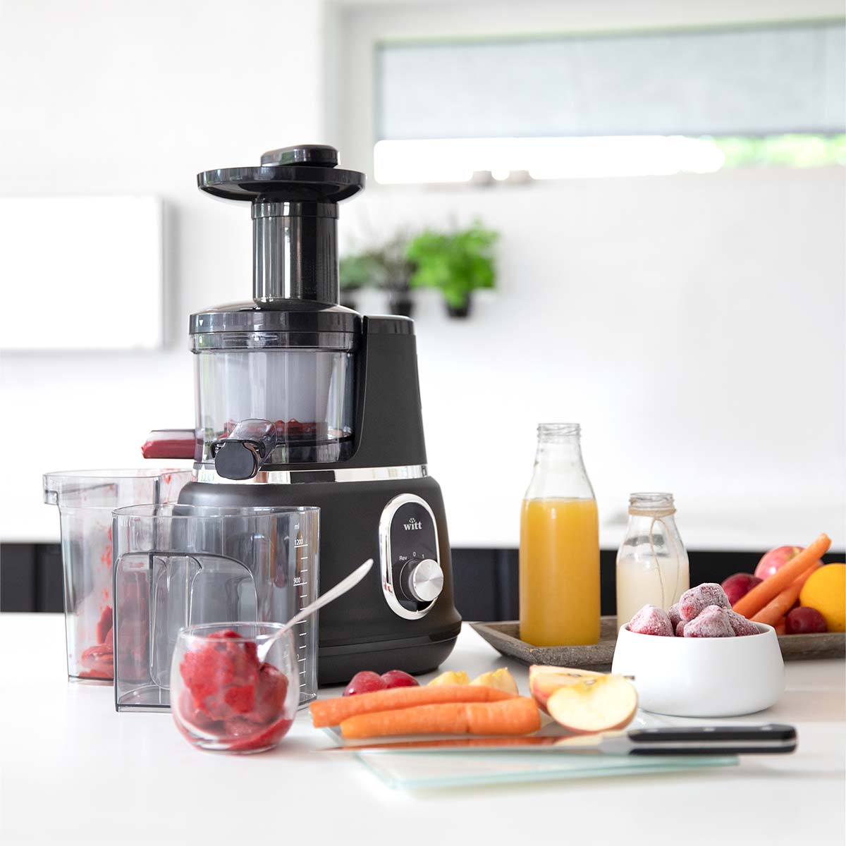 Witt Premium Slow Juicer Black