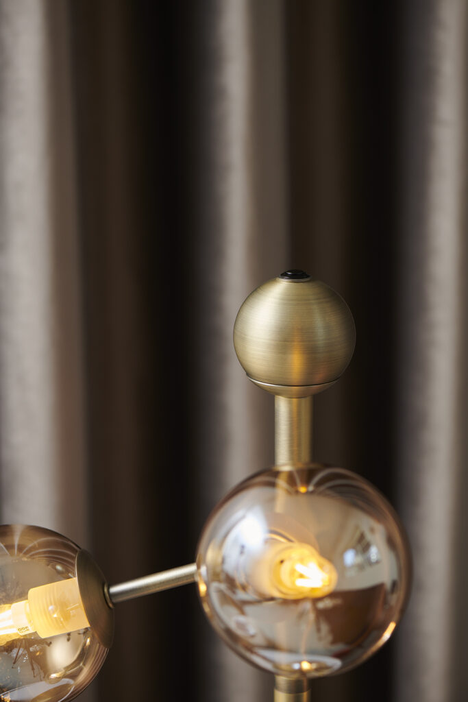 Atom Bordlampe Ø22 Antik Messing - Halo Design