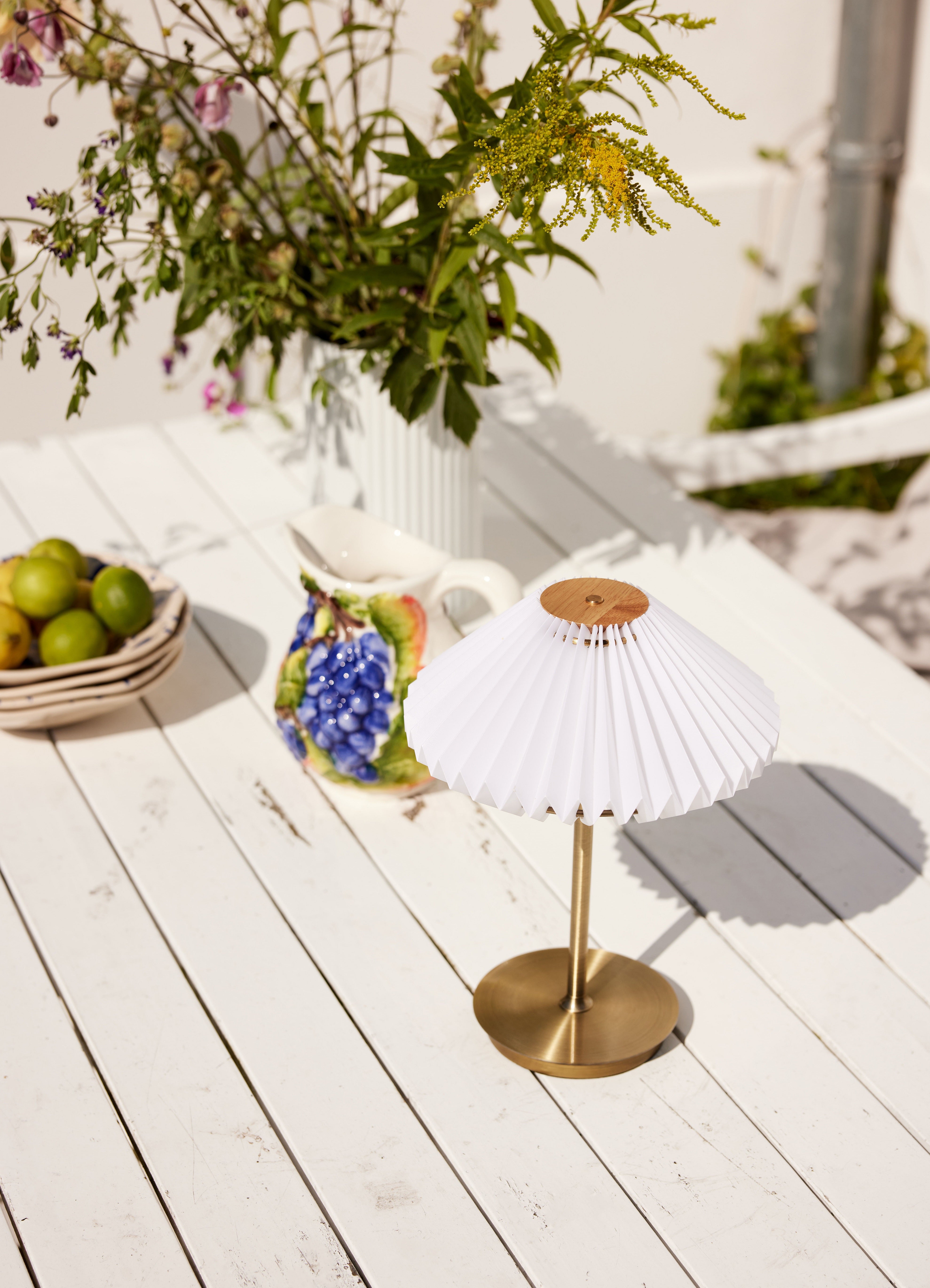 Paris To Go LED-bordlampe Ø24 Hvid/Messing