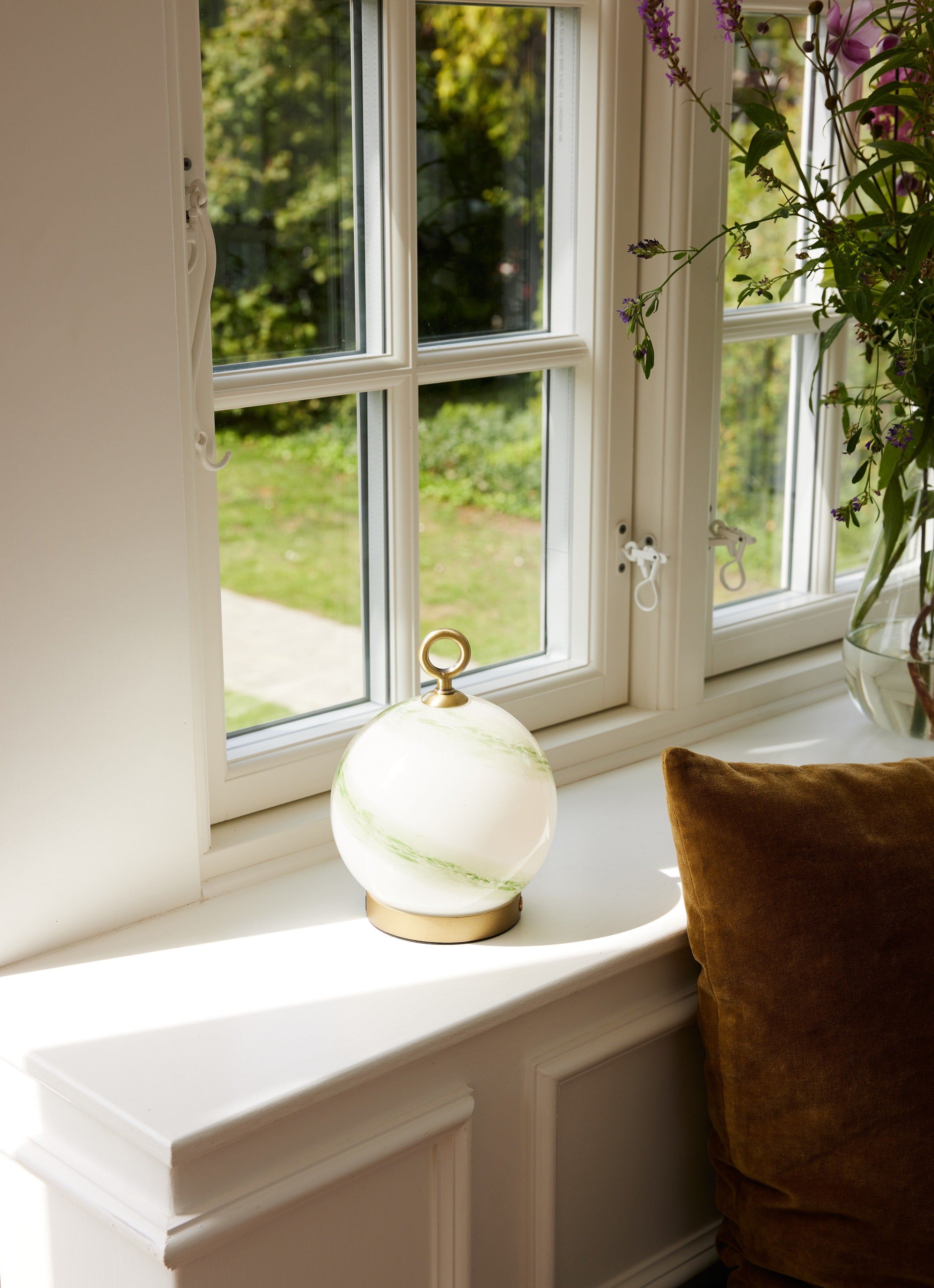 Stockholm Portable LED-bordlampe Ø15 Grøn