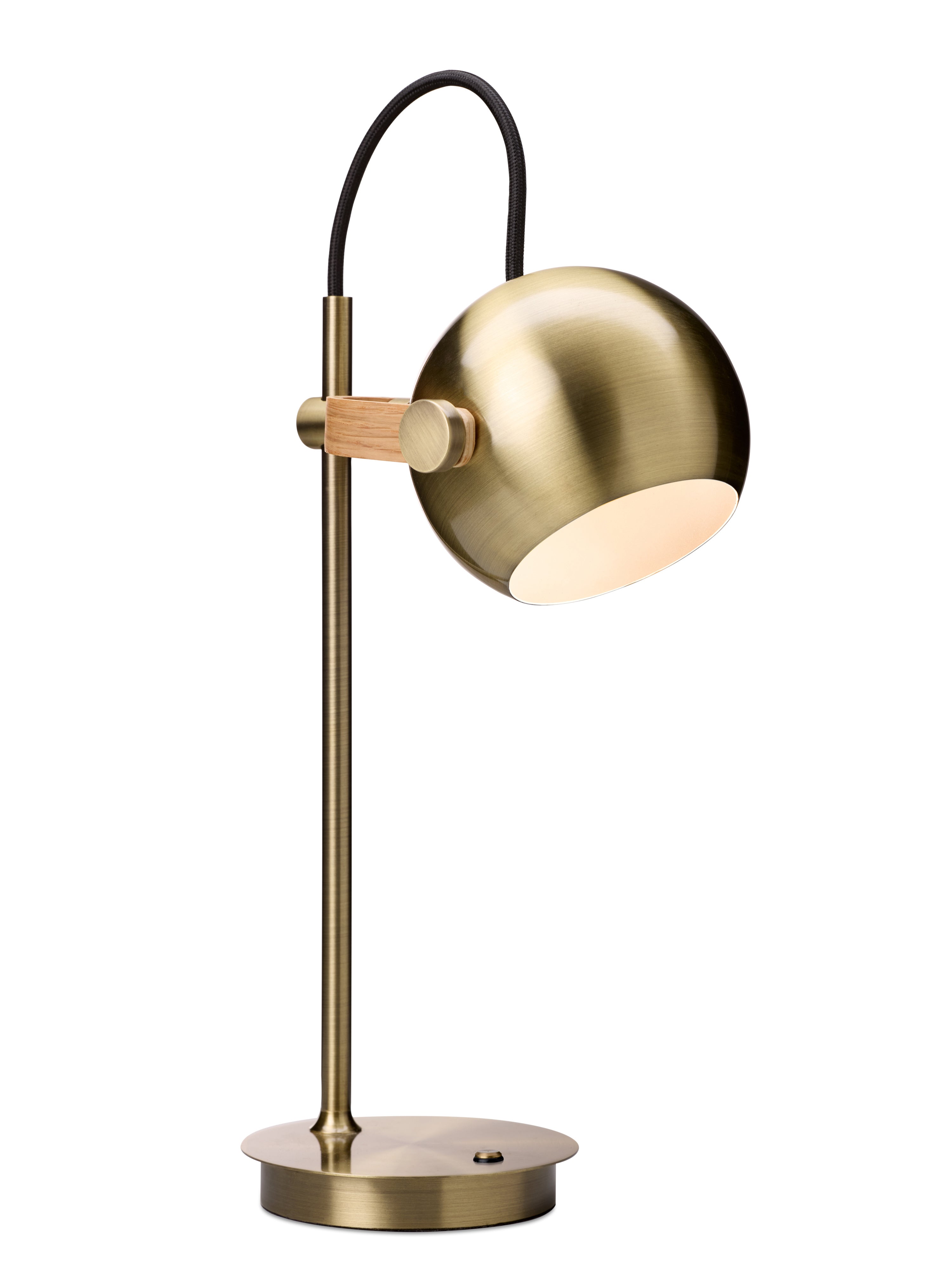 Zoomet ind på den unikke designet DC Portable Bordlampe i Messing