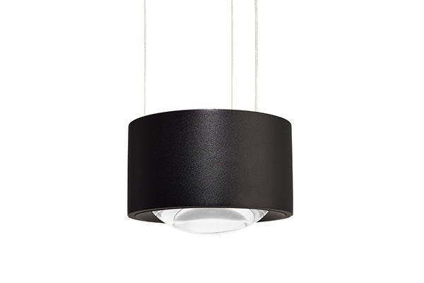 Bemærk de gennemsigtige ledninger