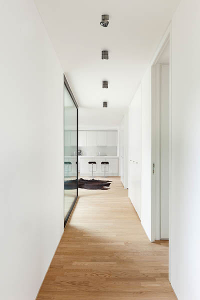 Dejlig oplyst dan med Antidarks EASY W100 spotlamper i Titanium