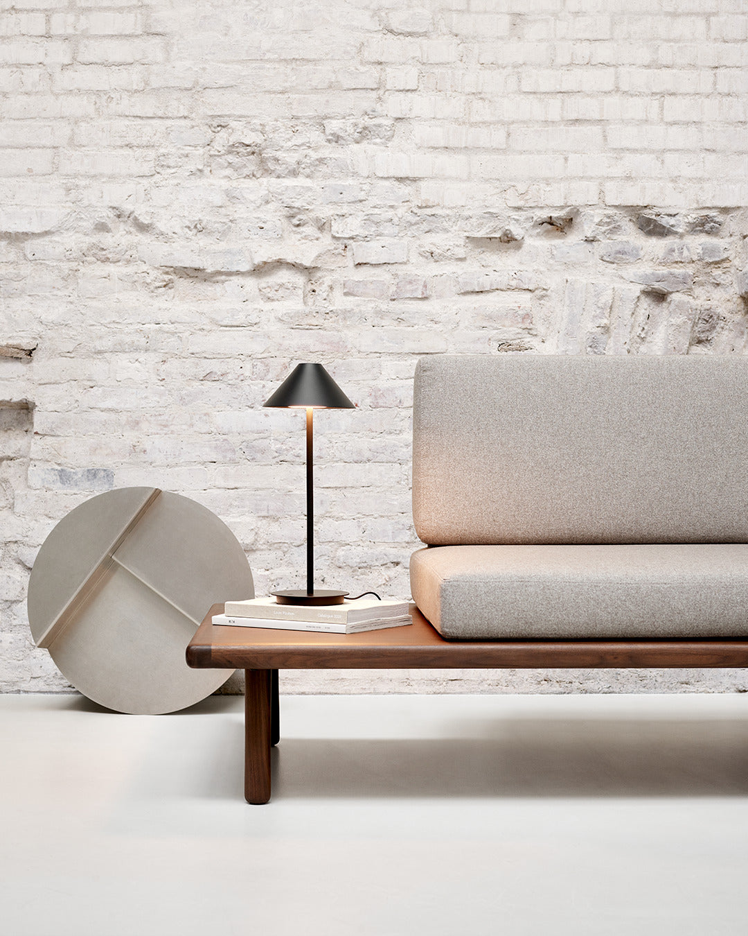 Keglen 175 sort LED bordlampe m fod