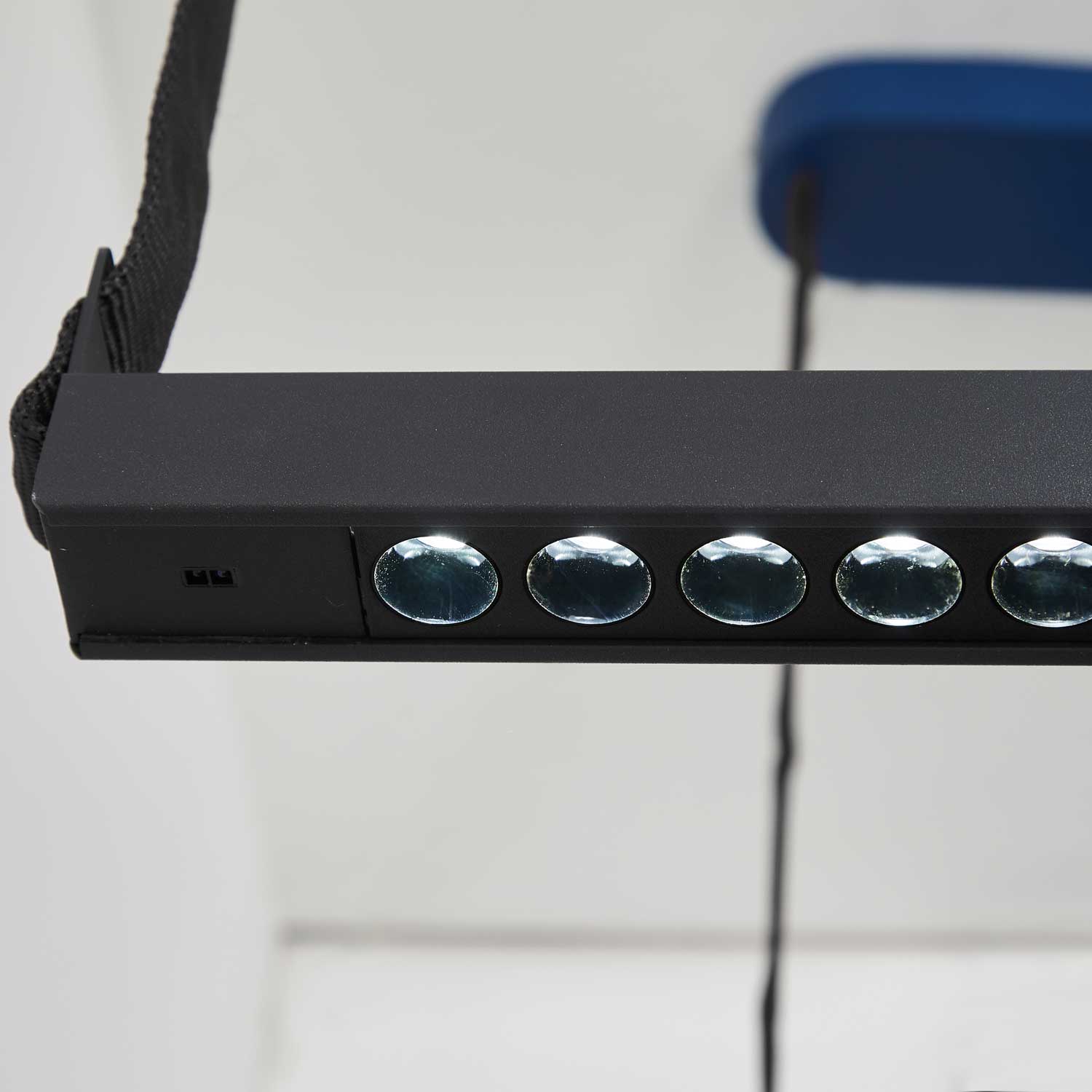 LOOM Design Belto sort LED pendel