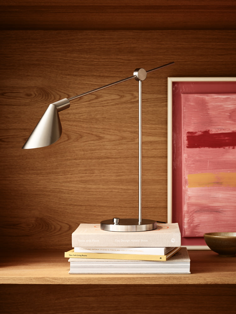 MS021 Stål Bordlampe