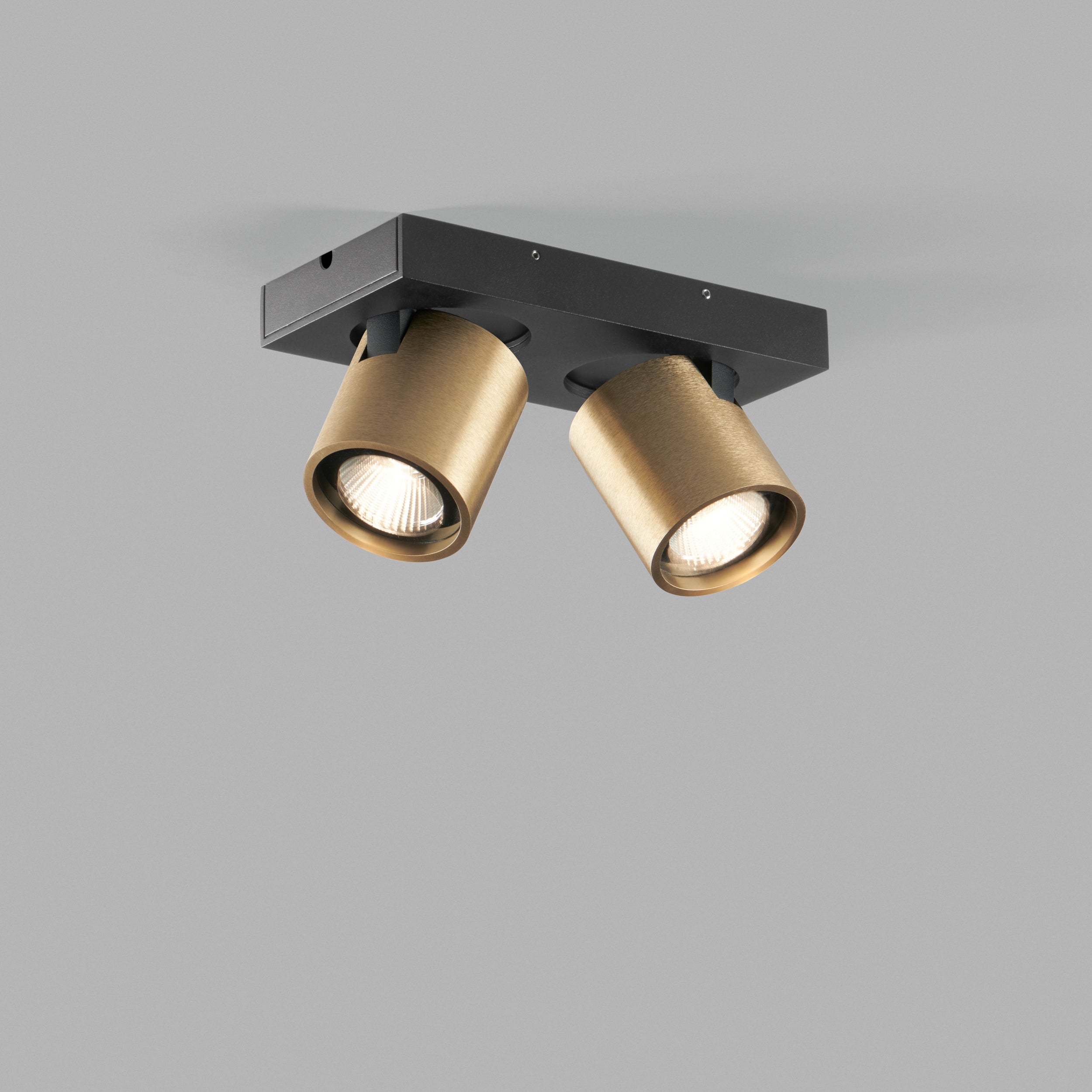 Focus 2 3000K Messing