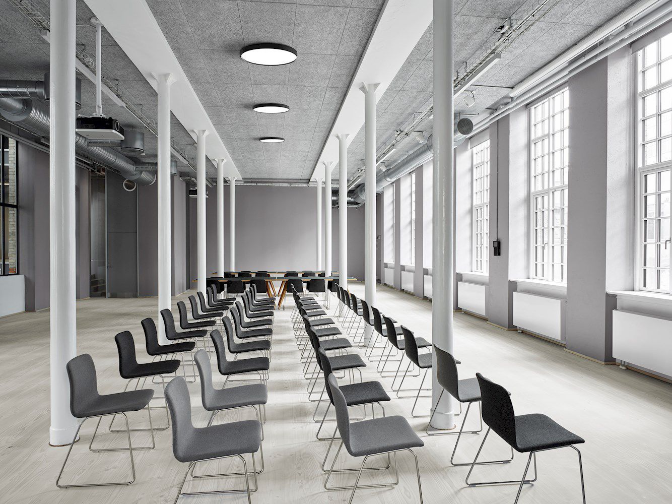 LOOM Design Lucia Ø60 sort loftslampe