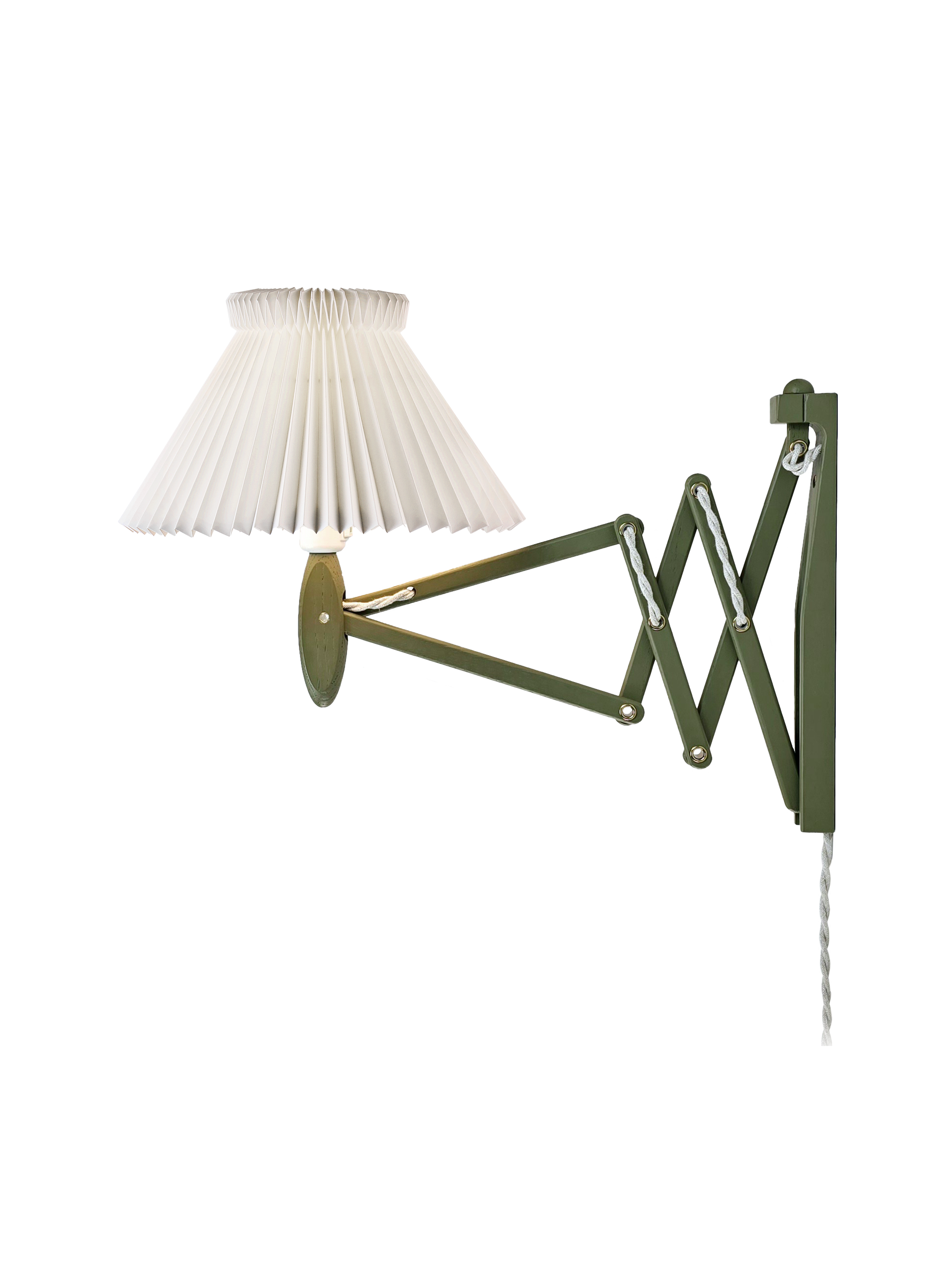 Limited Edition LE KLINT 224 Sax Green Classic i tændt tilstand