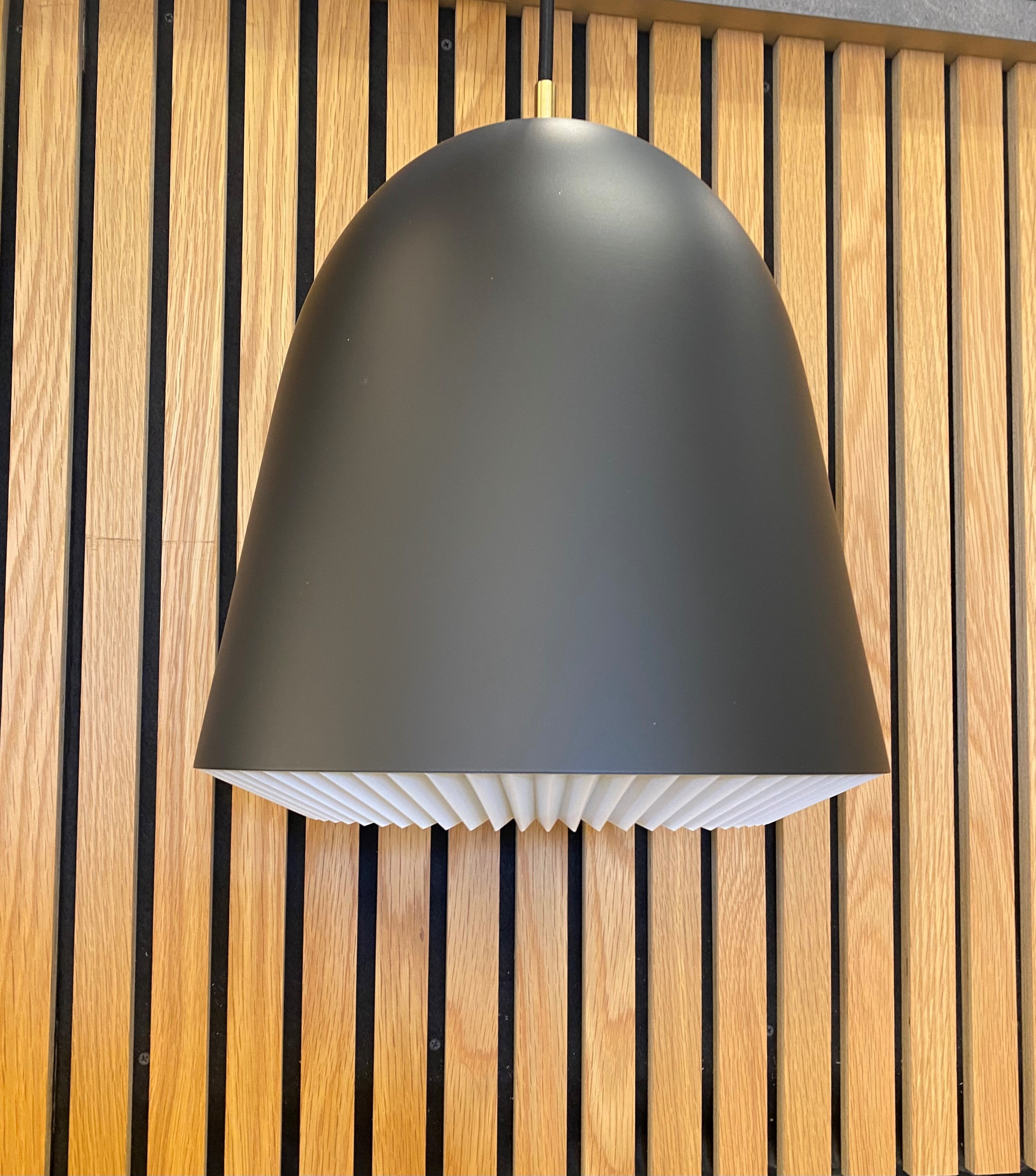 Caché Pendel Medium Sort - 155MB - LE KLINT - DEMO