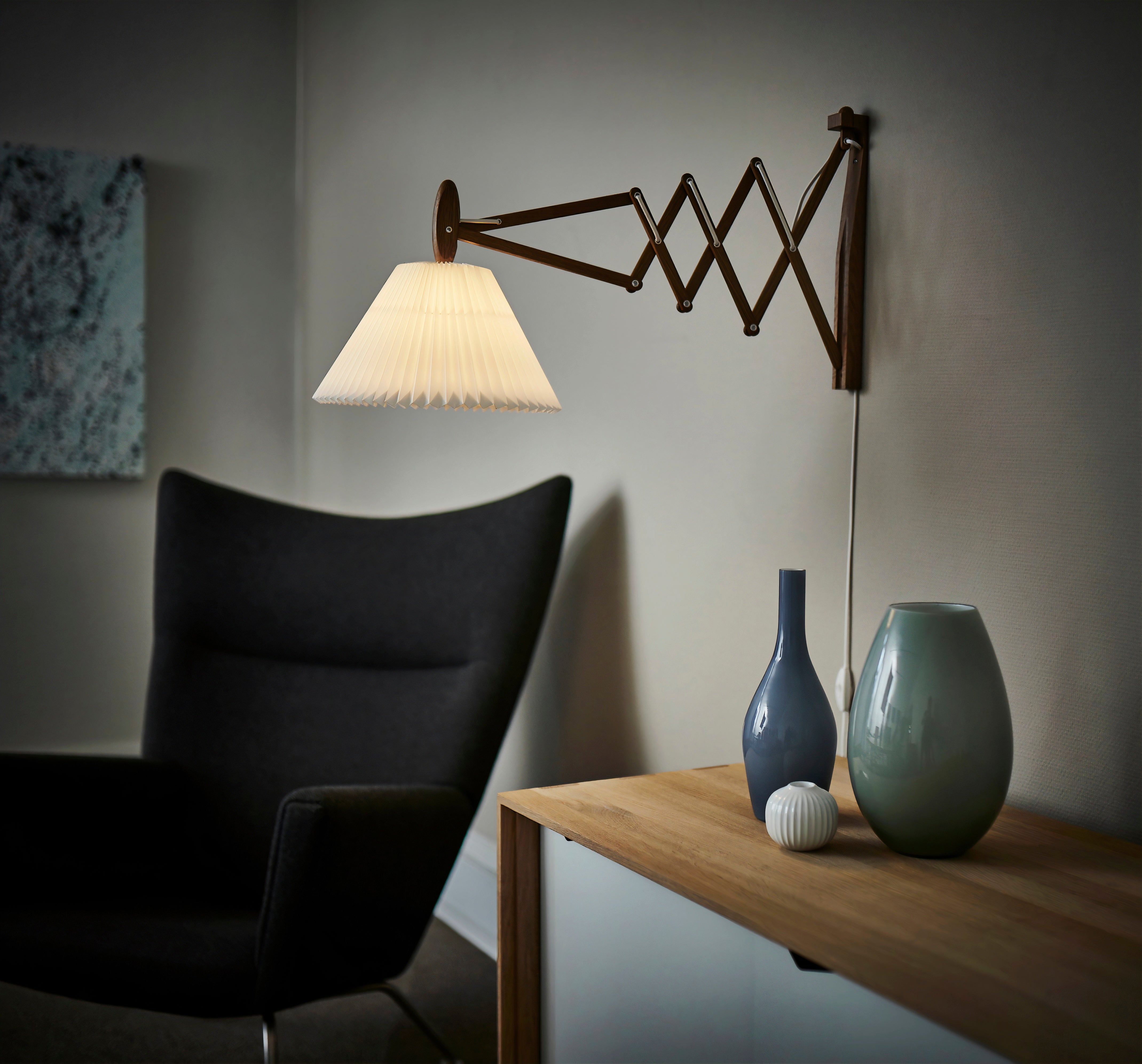 Sax 233 i udfoldet tilstand og i røget eg