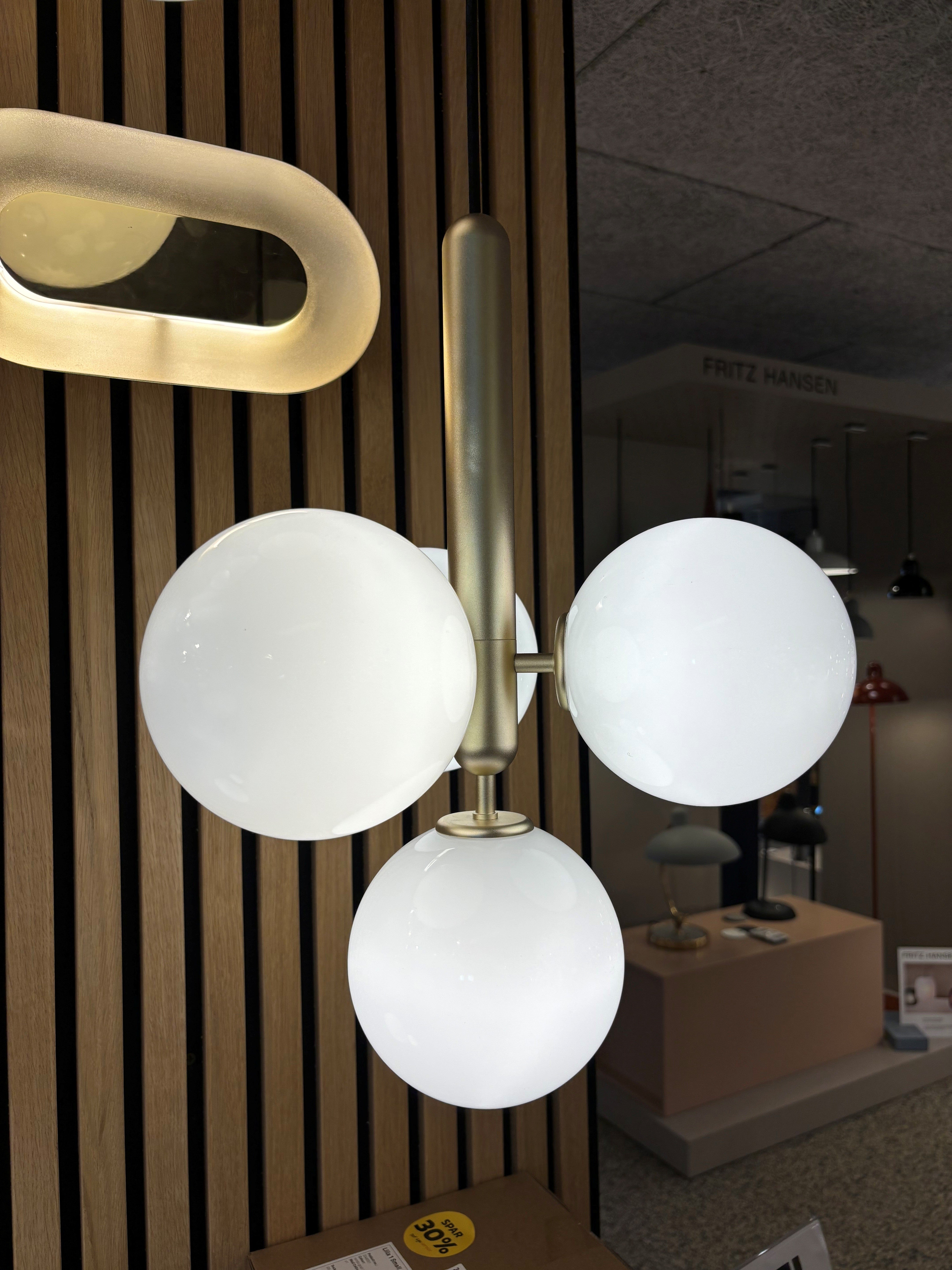 Miira 4 - Brass/Opal - DEMO