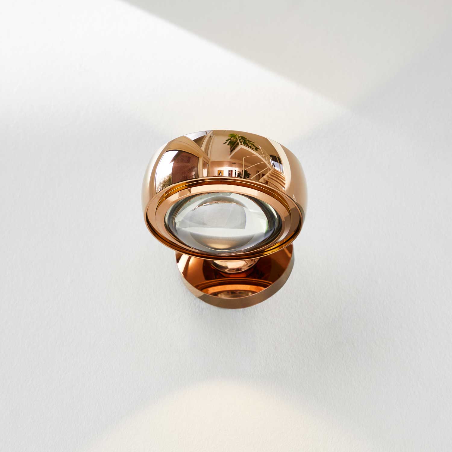 LOOM Designs Optic i blank roseguld helt tæt på