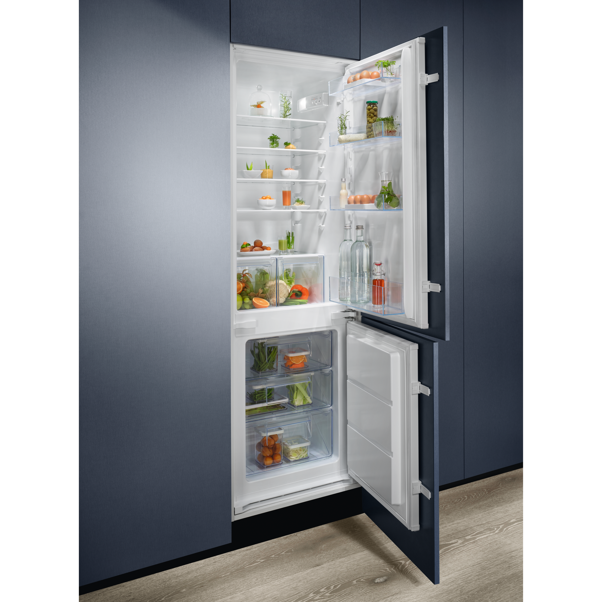 Electrolux LNS5LE18S - Integrerbart Køle-Fryseskab