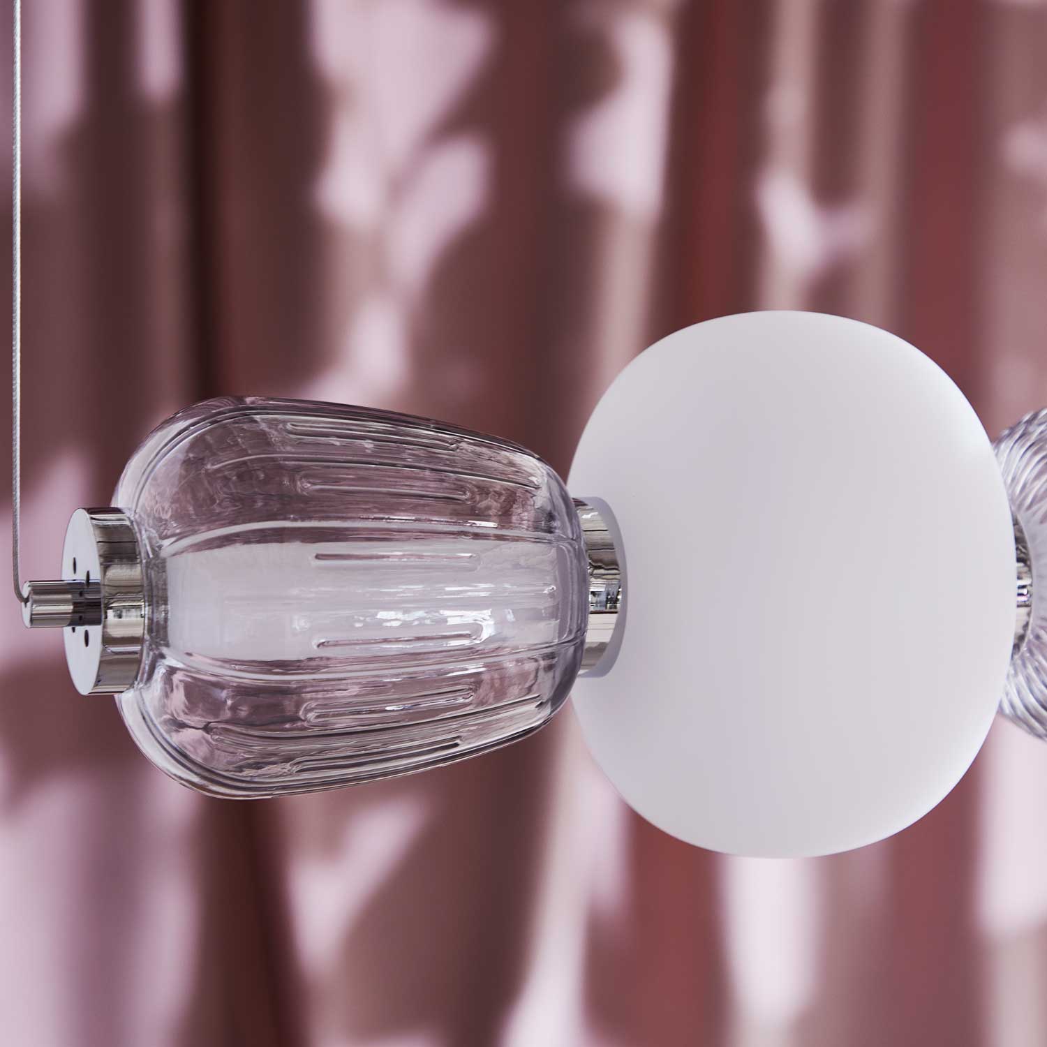 LOOM Design Pearl 7 grå/opal/krom pendel