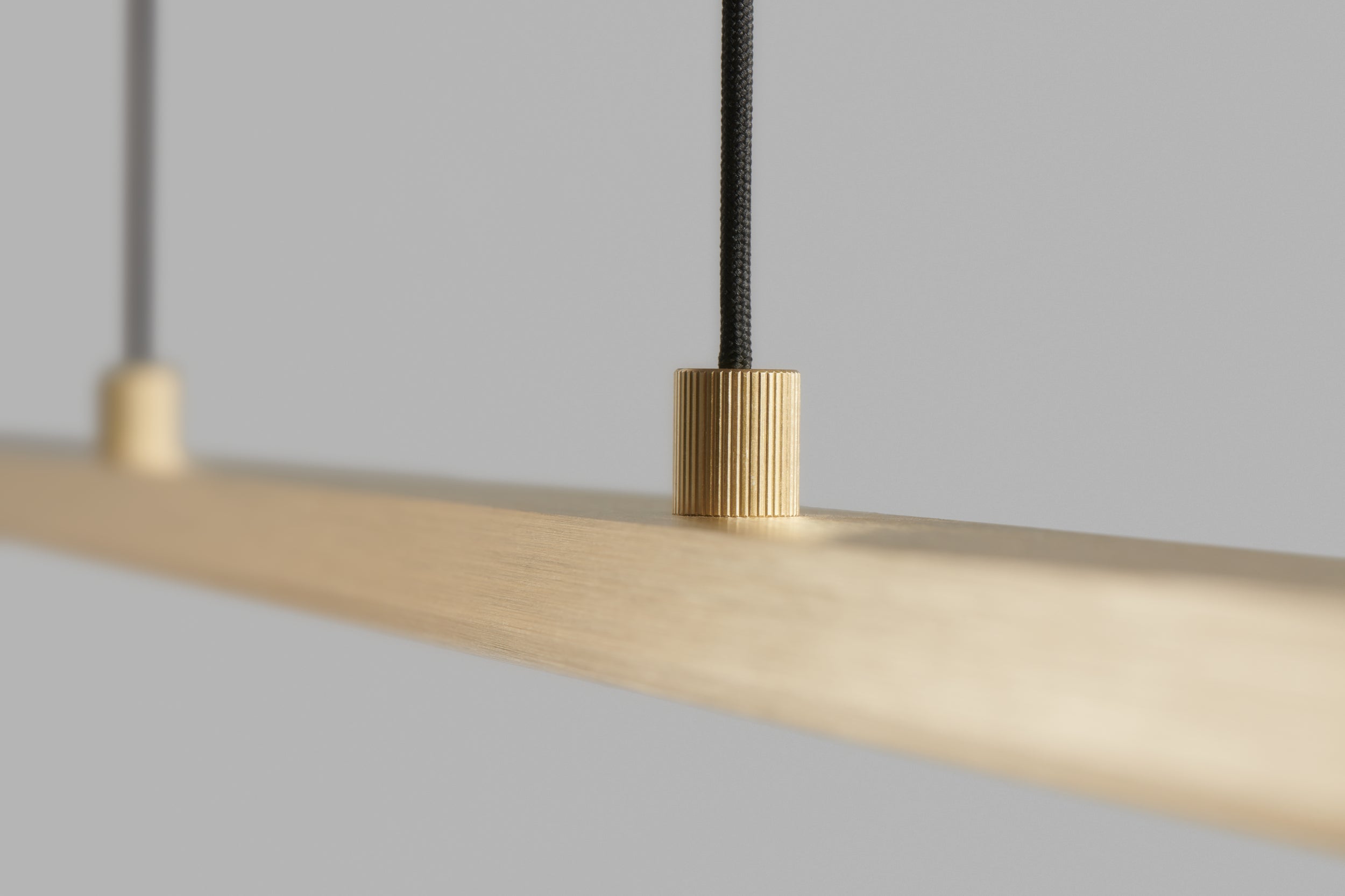 Slim S1800 2700K/3000K Messing