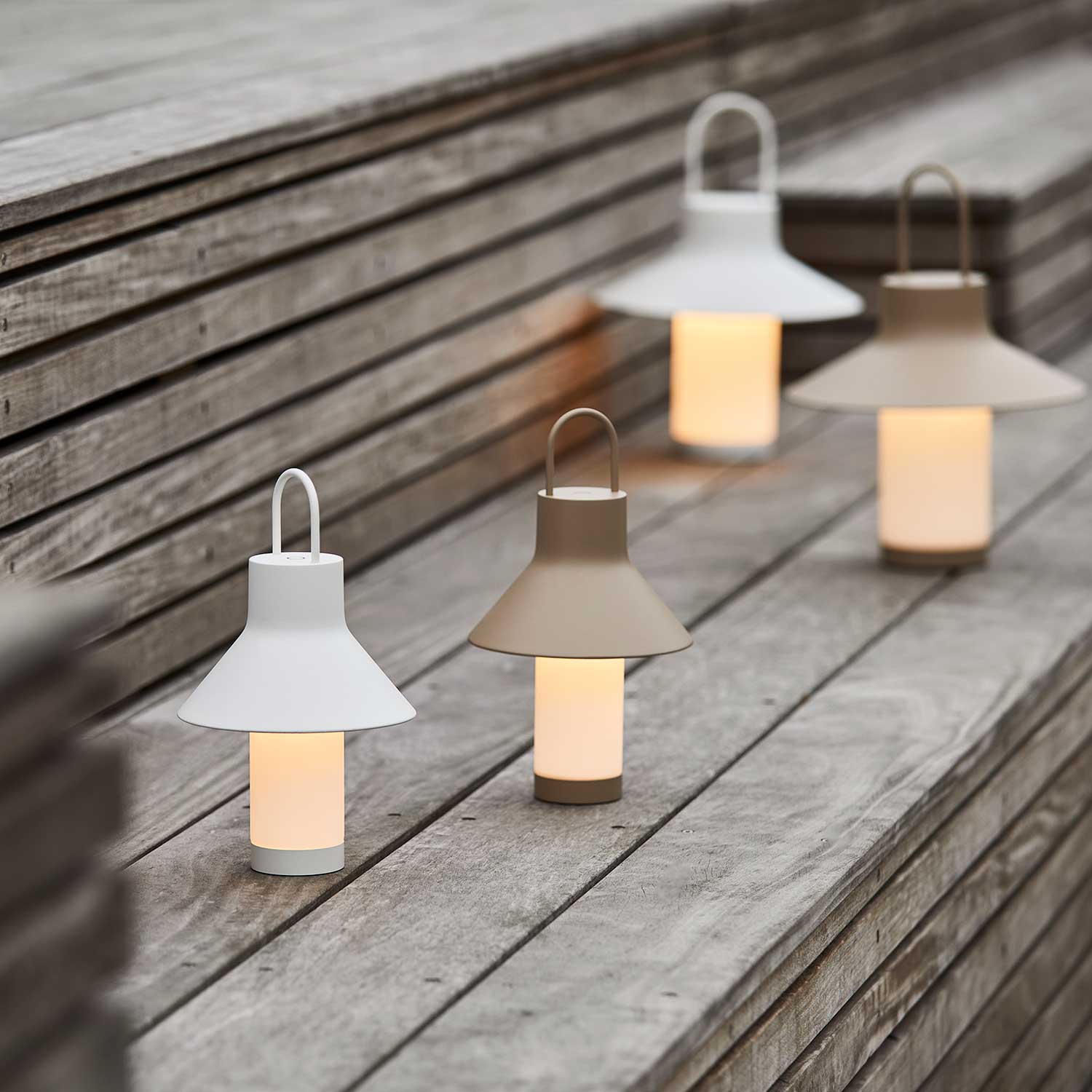 LOOM Design Shadow Small White - Bordlampe