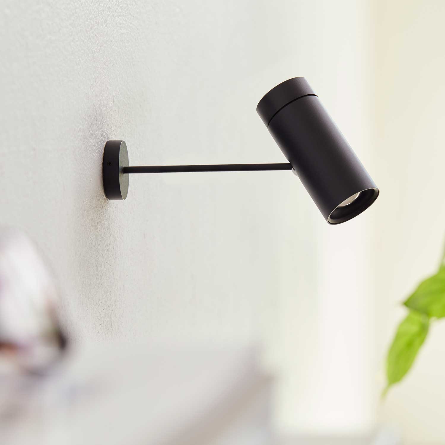 LOOM Design Sia Click sort væg/loftsbase