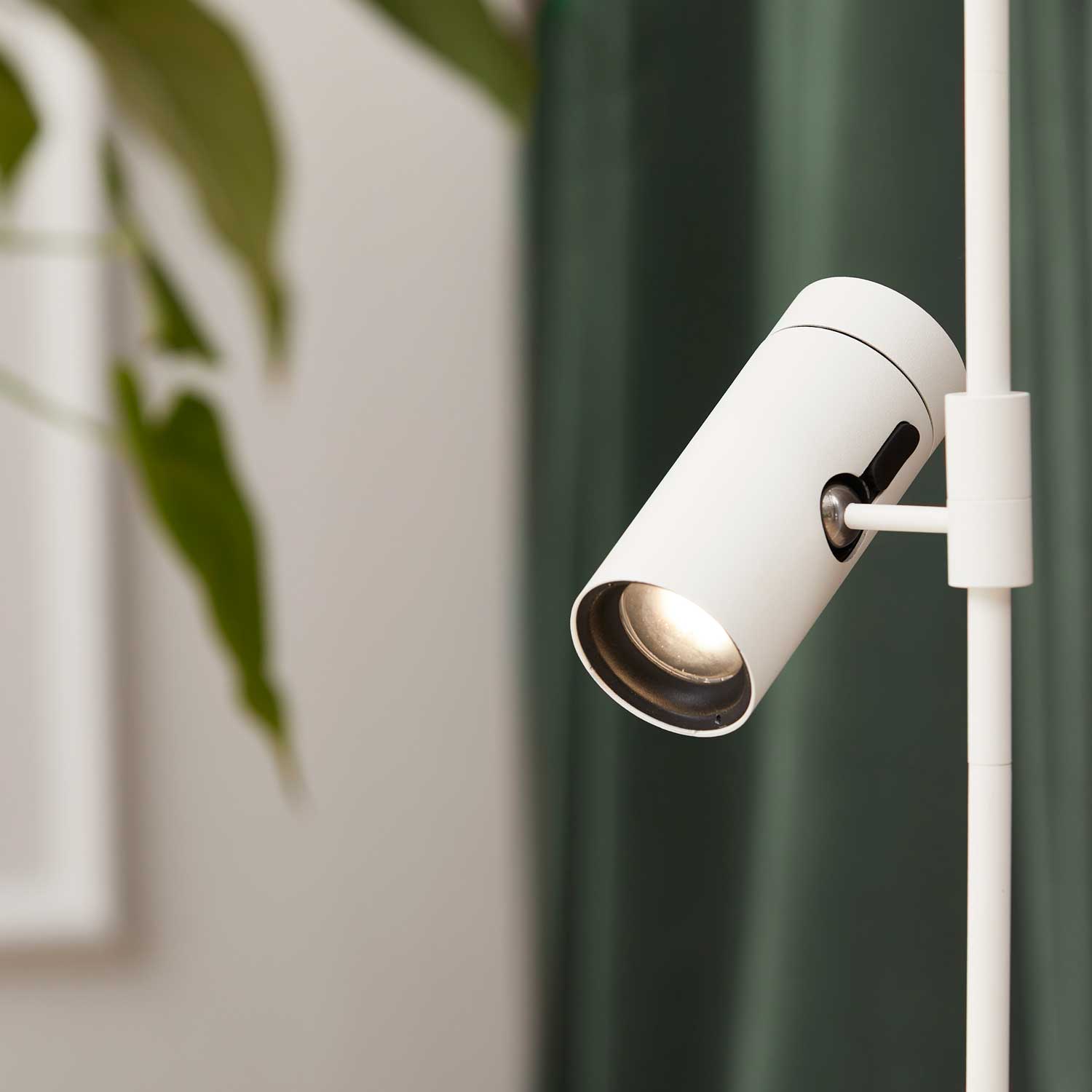 LOOM Design Sia Click hvid dobbelt gulvbase