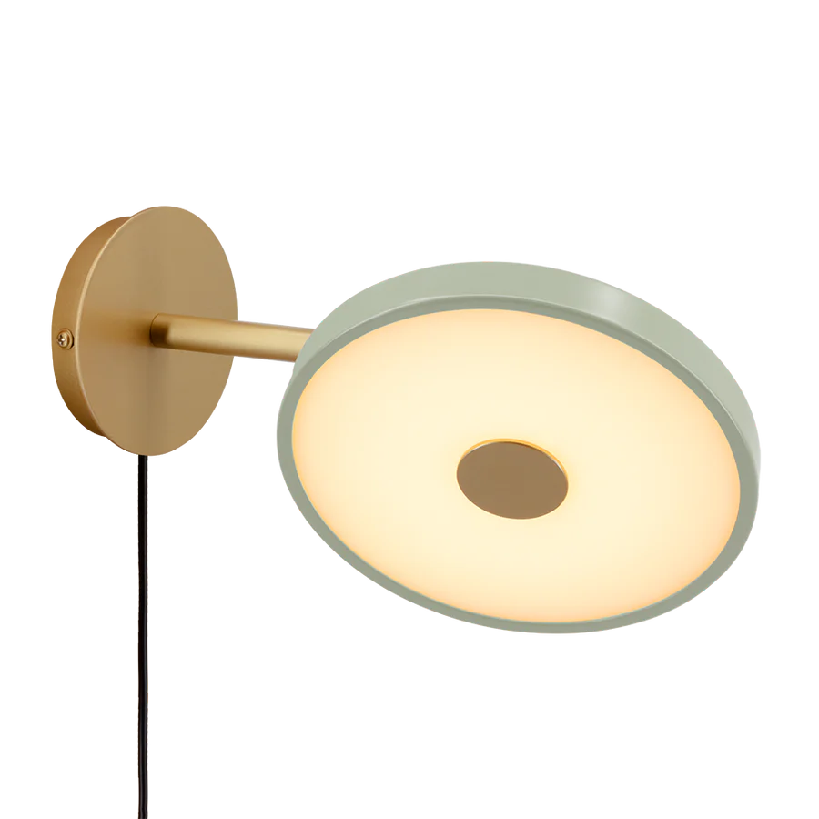 Asteria Wall Short i Nuance Olive med nem tænd og sluk betjening