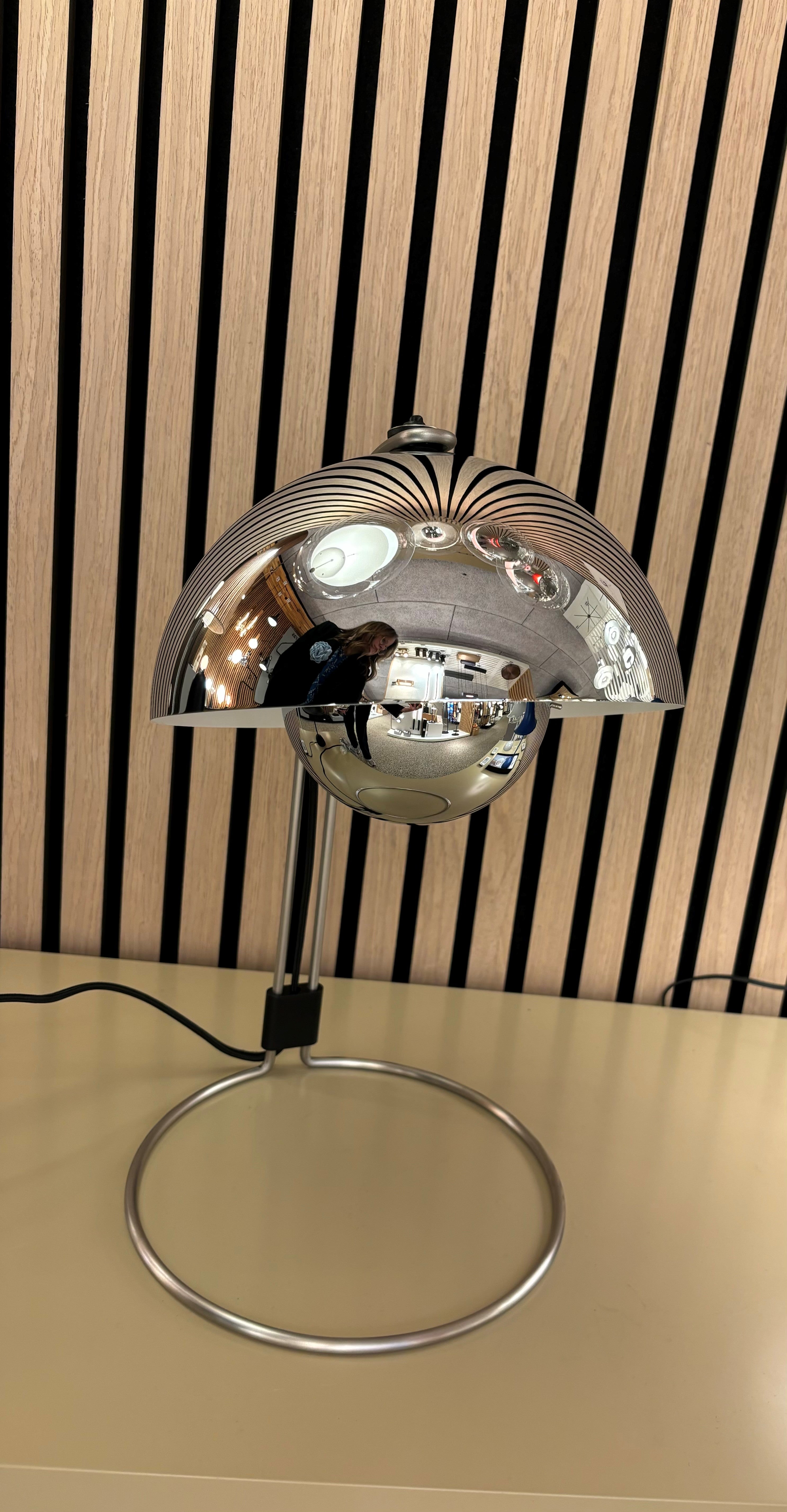 Flowerpot Bordlampe VP4 Krom