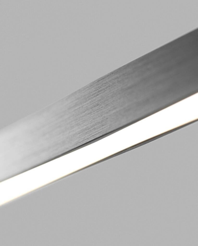 Fokus på Light-Point Stripes i titanium