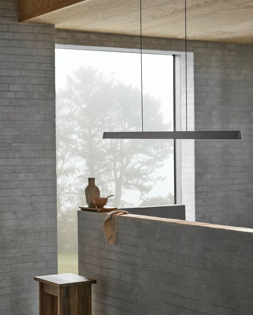 Light-Points Edge S1500 rammer plet i samtalekøkkenet