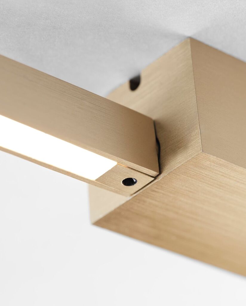 Stripe 2000 Switch Tune 2700/3000K Brass væg/loftslampe detaljer