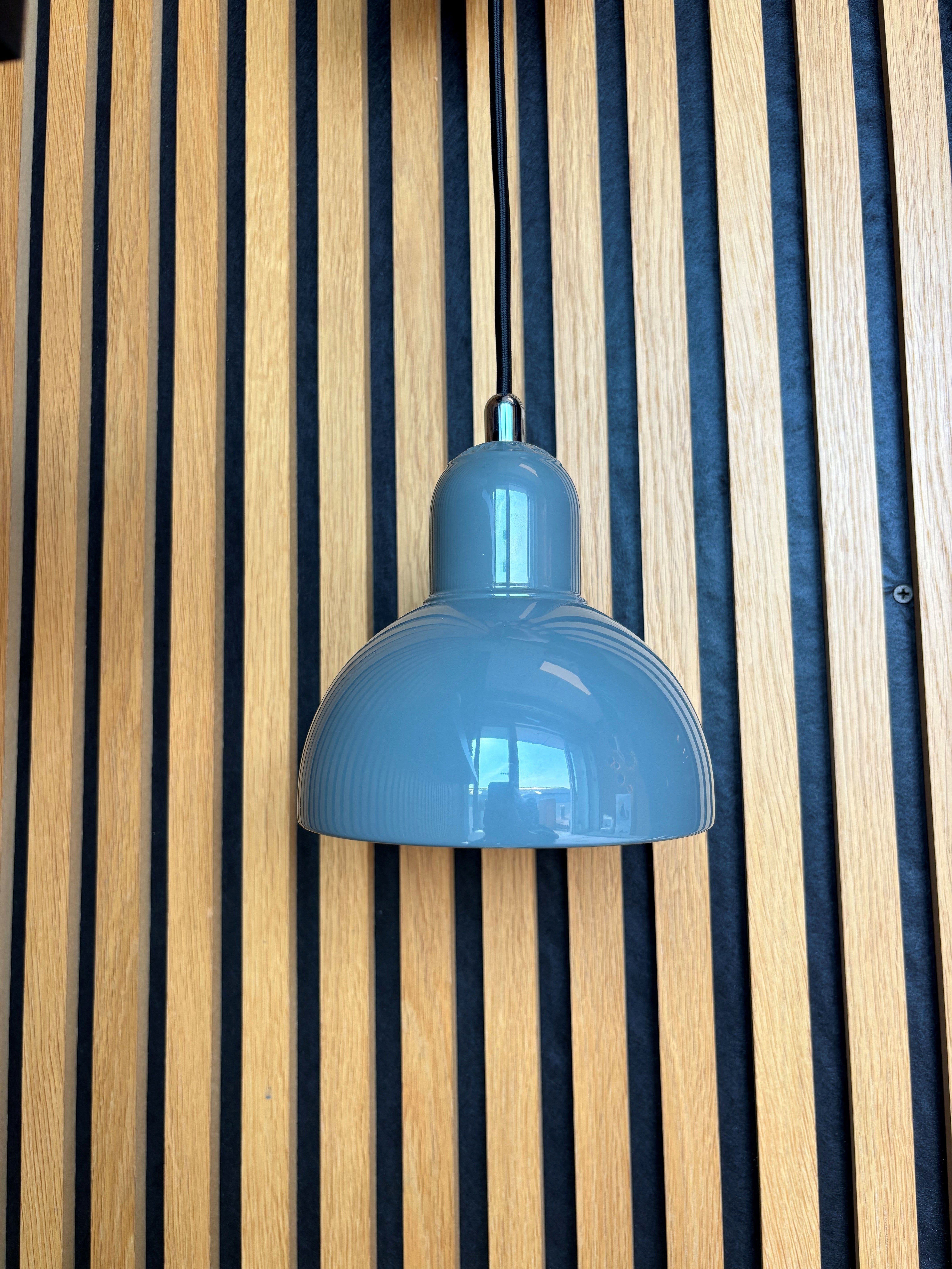 KAISER Idell™ 6722-P Pendel Smooth Slate - DEMO