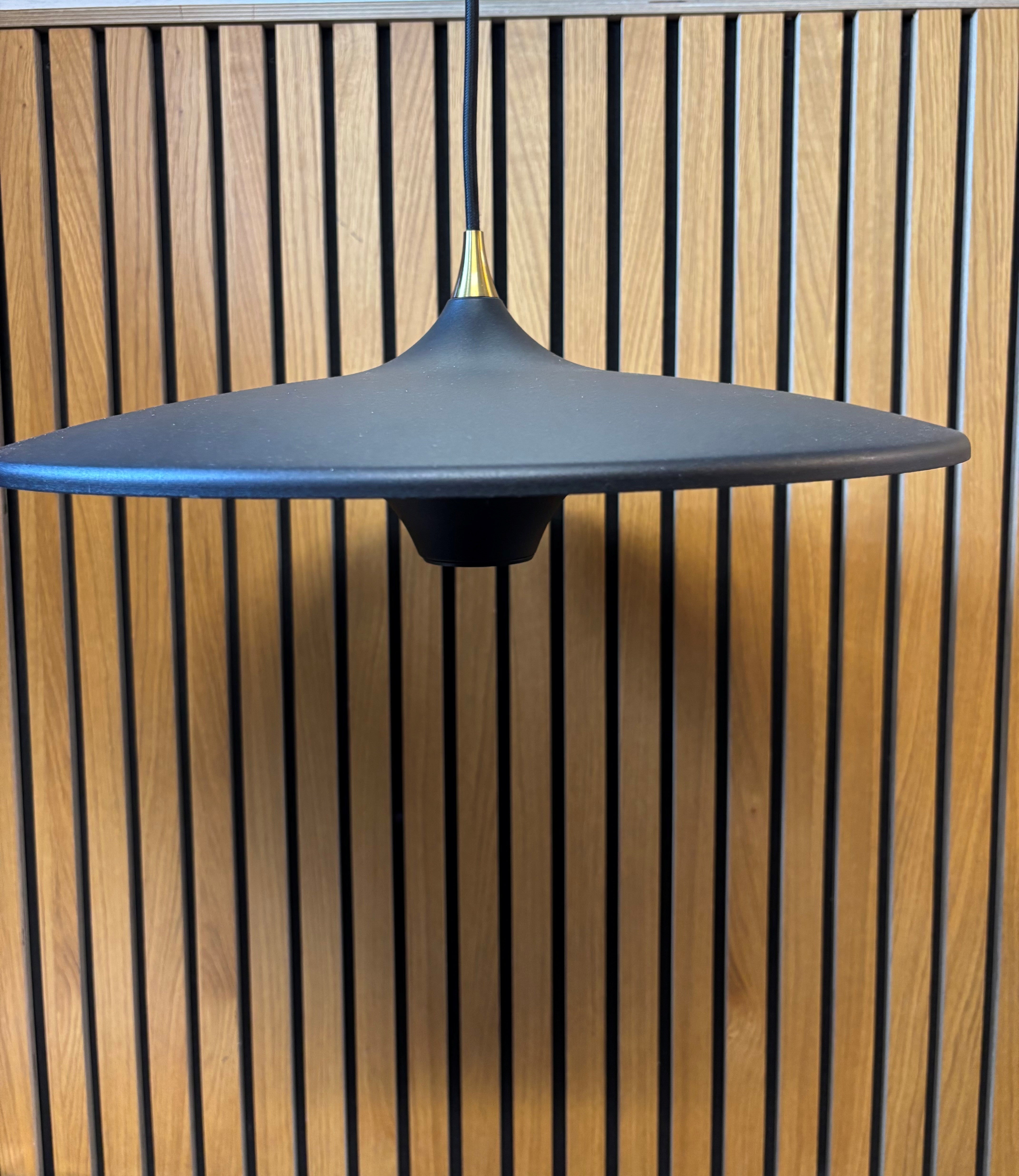 LOOM Design Moja 42 sort pendel - DEMO