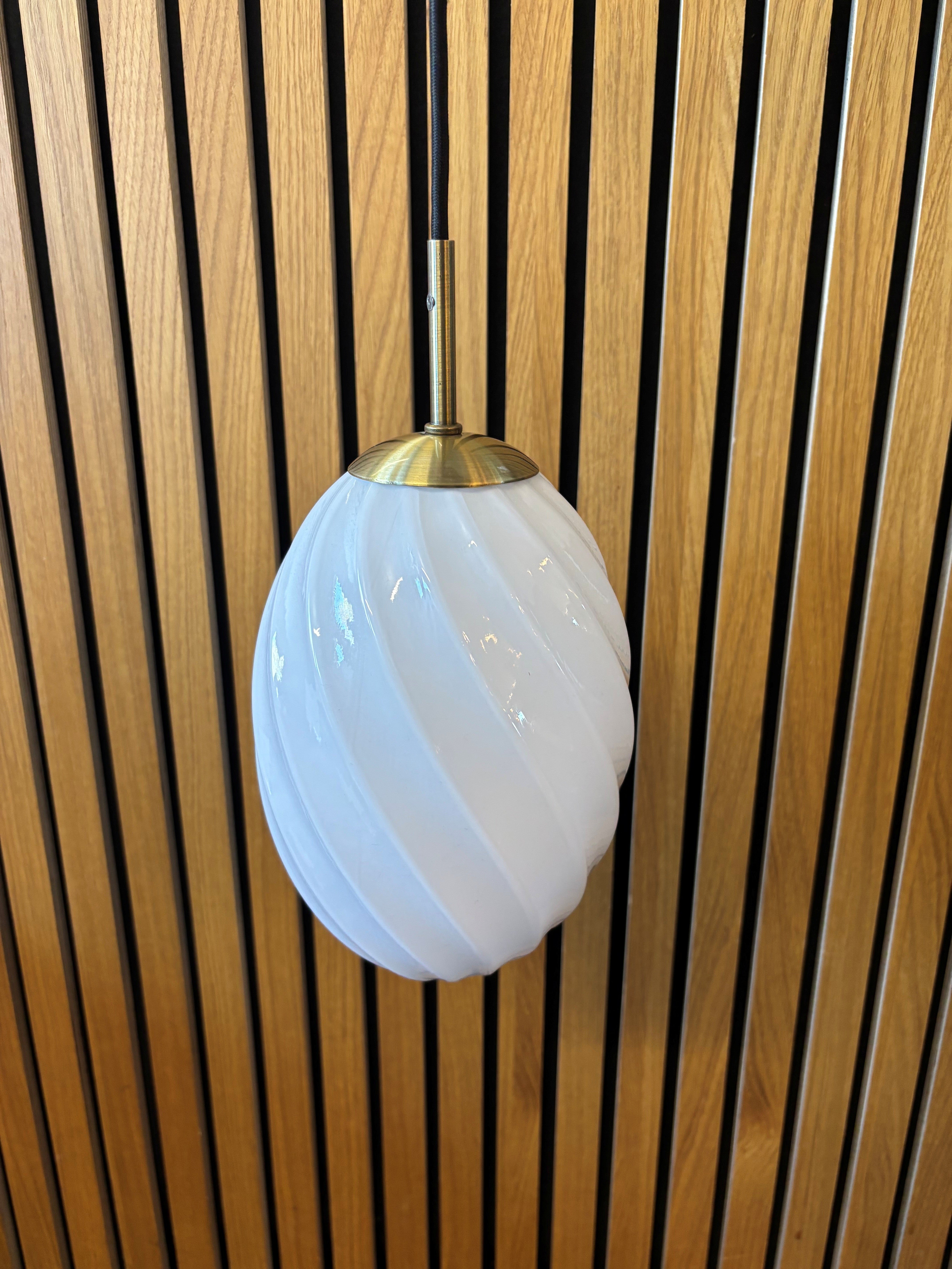 Twist Egg Pendel Opal/Messing Ø15 - Halo Design - DEMO billede 3