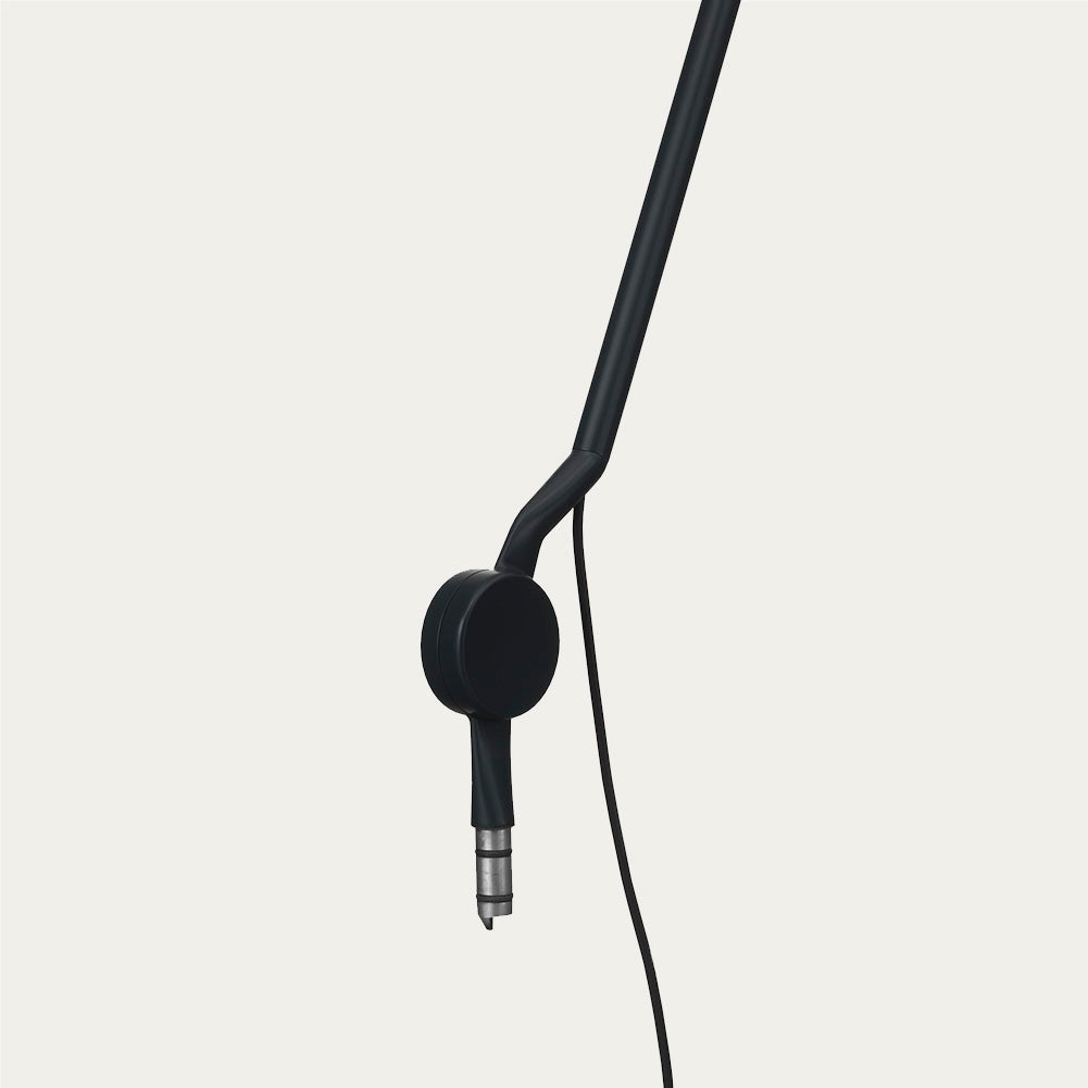 AQ01™ Sort LED Plug-in Bordlampe