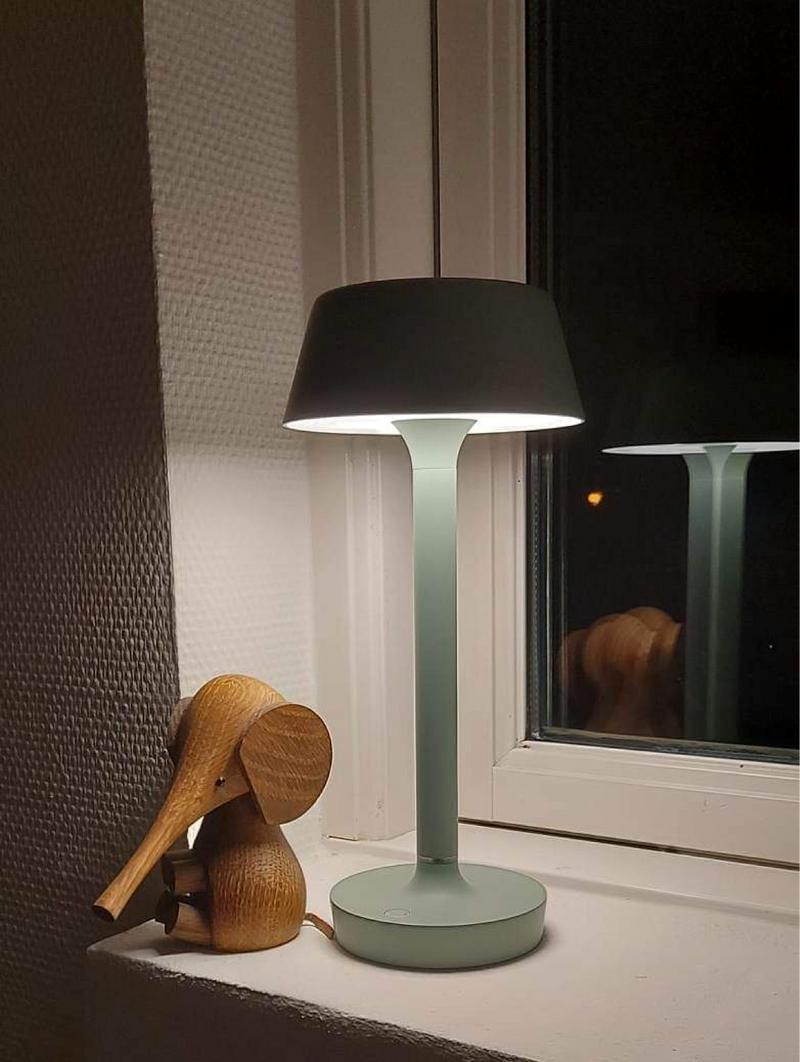Antidak portable lamper i enkelt design