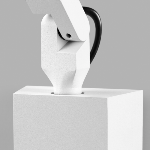 Hvidt vægbeslag fra Light-Point til DARK T1/T2