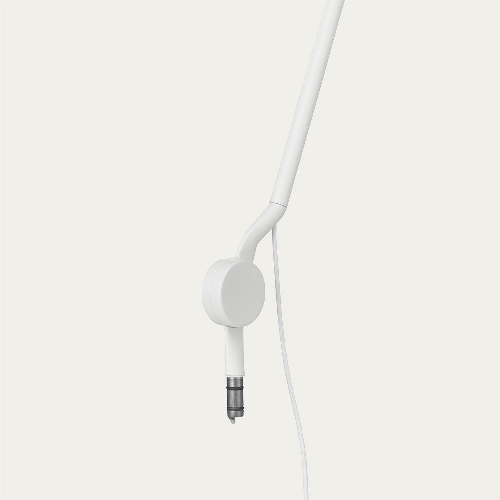 AQ01™ Hvid LED Plug-in Bordlampe