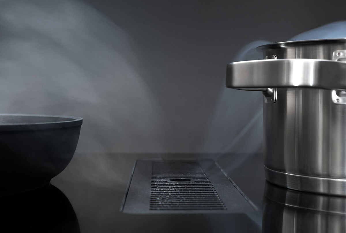 sugeevnen på emhætten i kogepladen fremvises