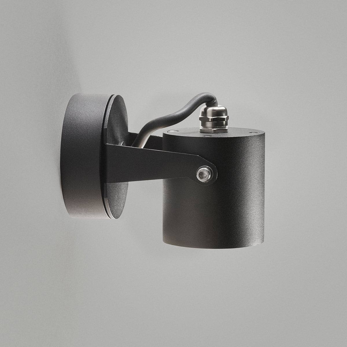 CITY SPIKE sort lampe fra Light Point