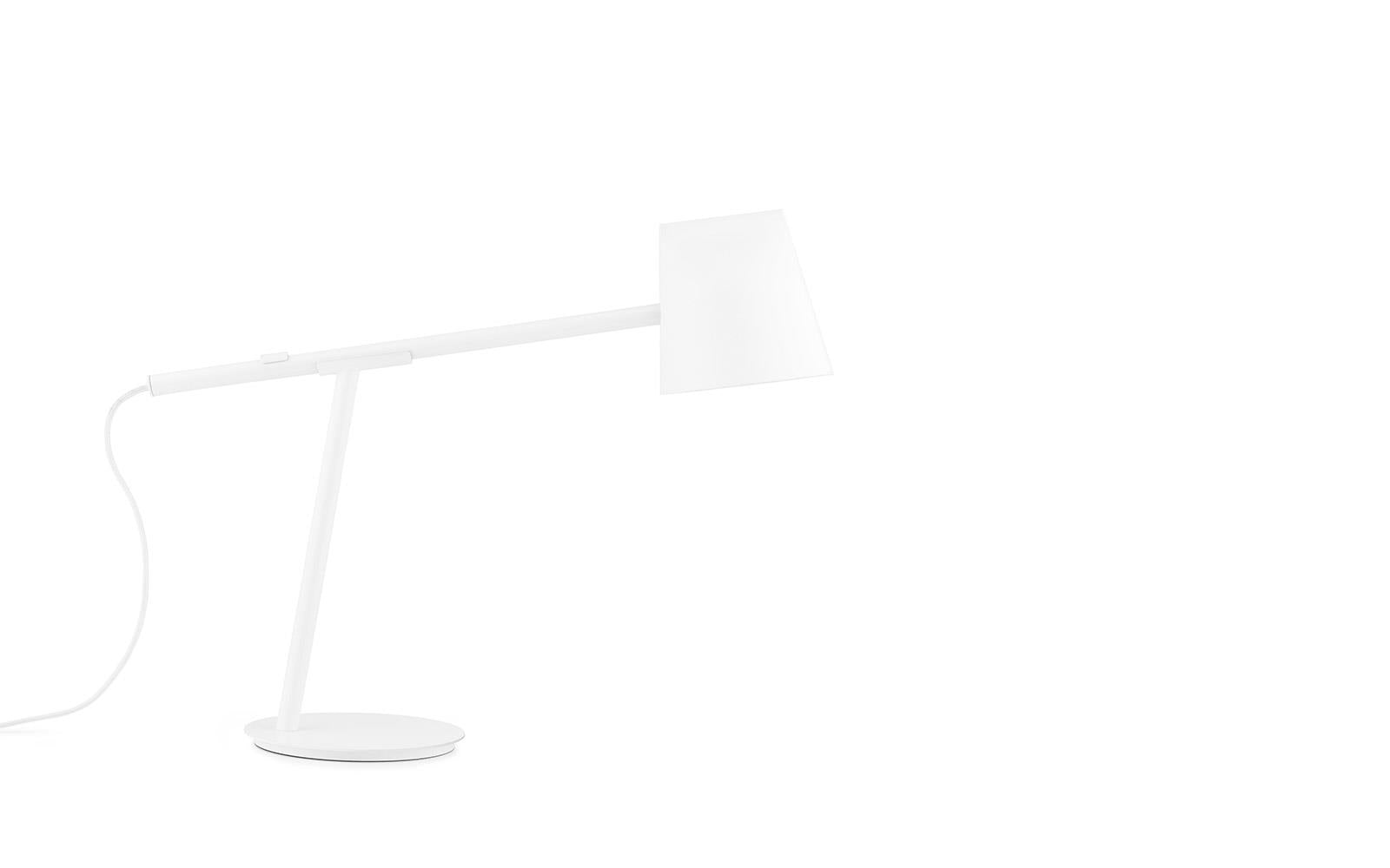 Momento Bordlampe Hvid