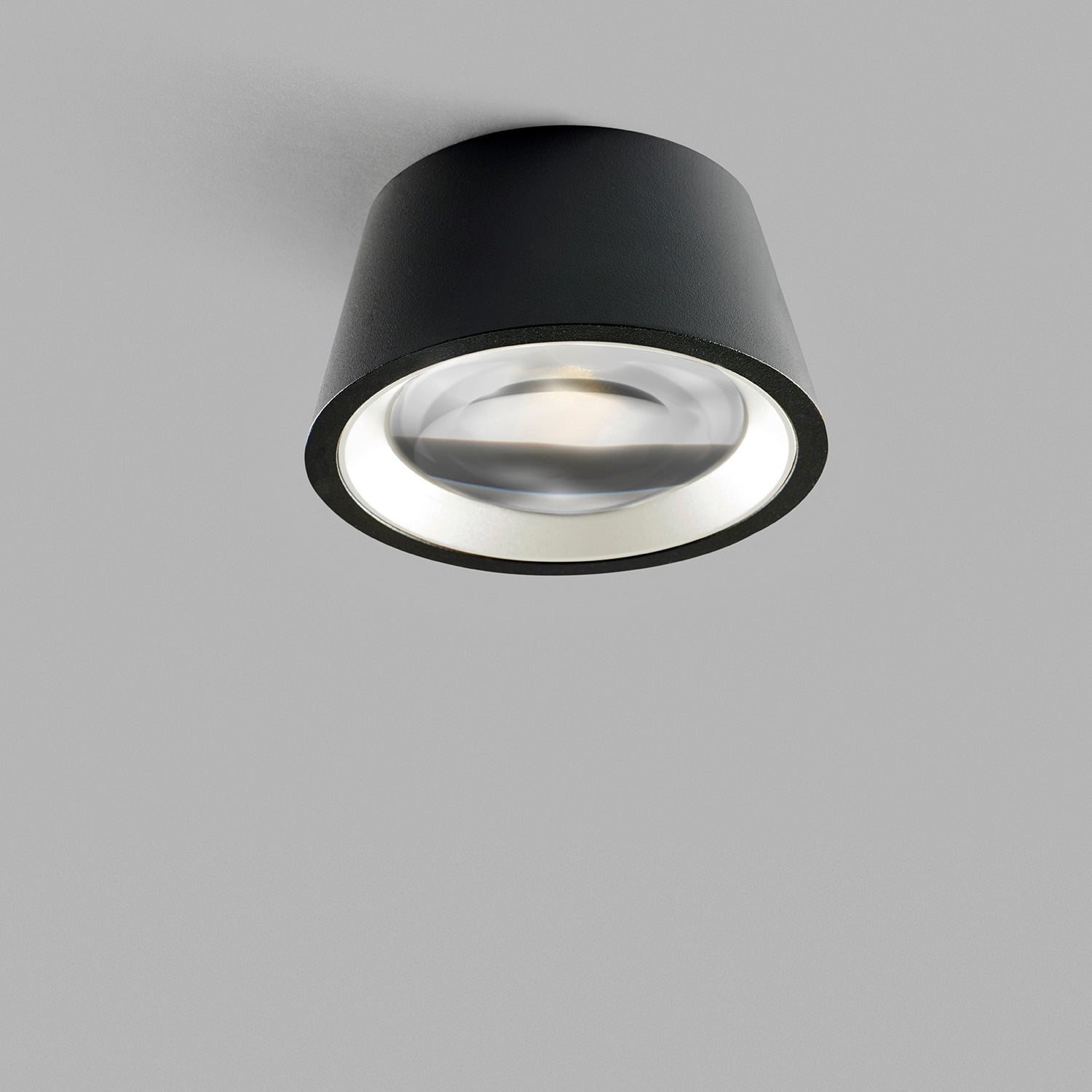 OPTIC OUT 1+ 2700K, BLACK