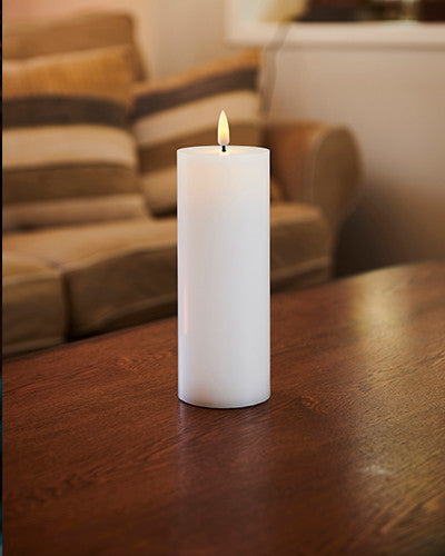 Sille Genopladelig, Ø7,5 x H20cm, Hvid - Indendørs Lys - Sirius Home