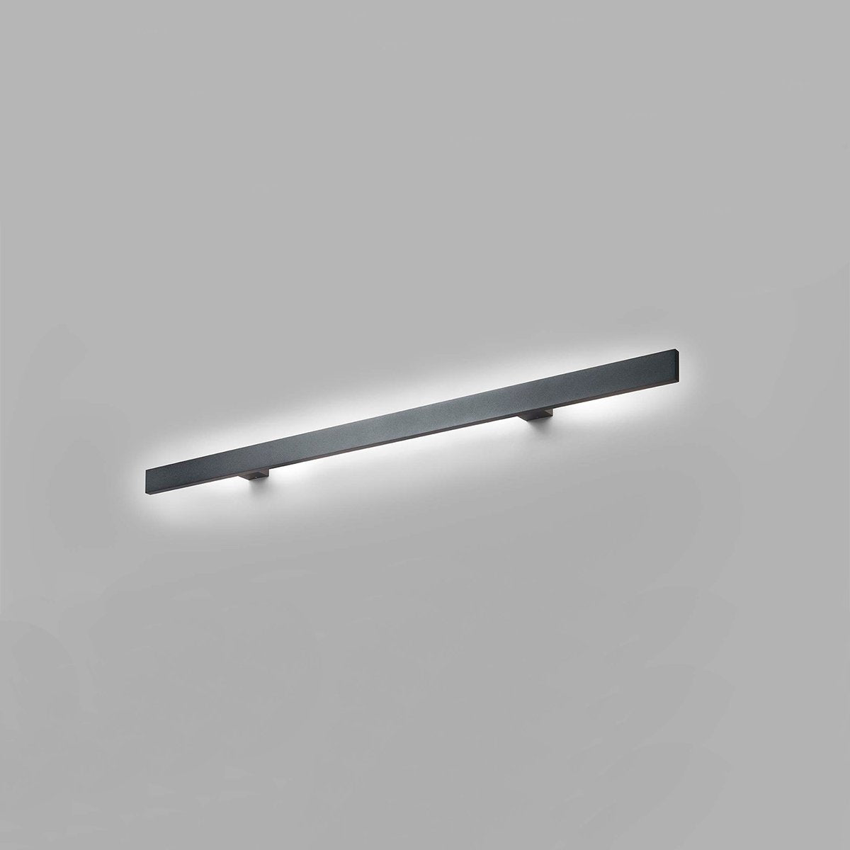 Stick 150 Sort - Væglampe