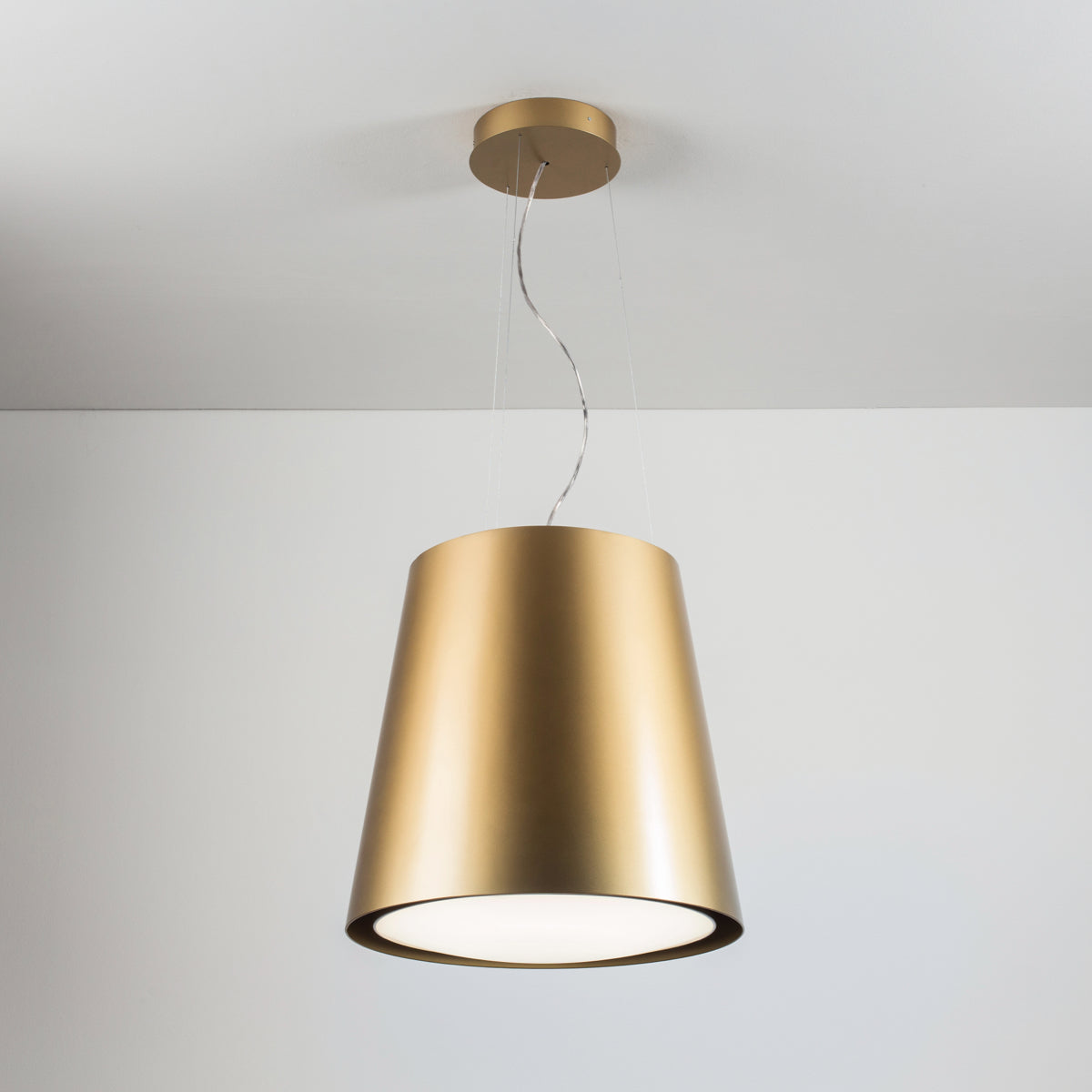 Witt Architect Free hænger smukt ned fra loftet