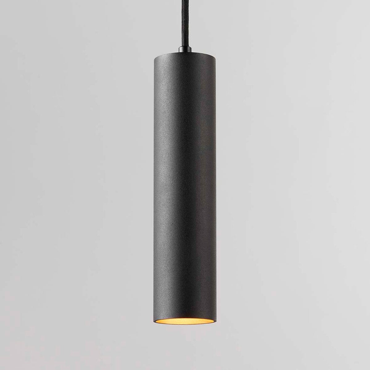 Zero S2 Sort/Guld - Pendel