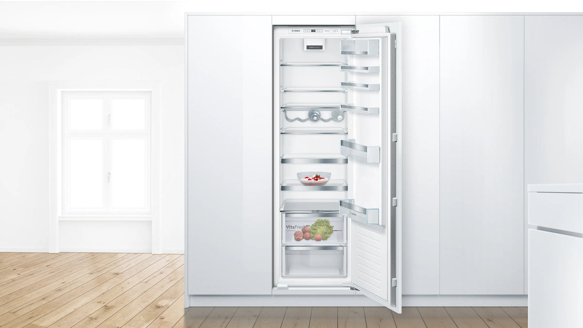 Bosch KIR81AFE0 – Integrerbart køleskab indbygget i køkkenskabet